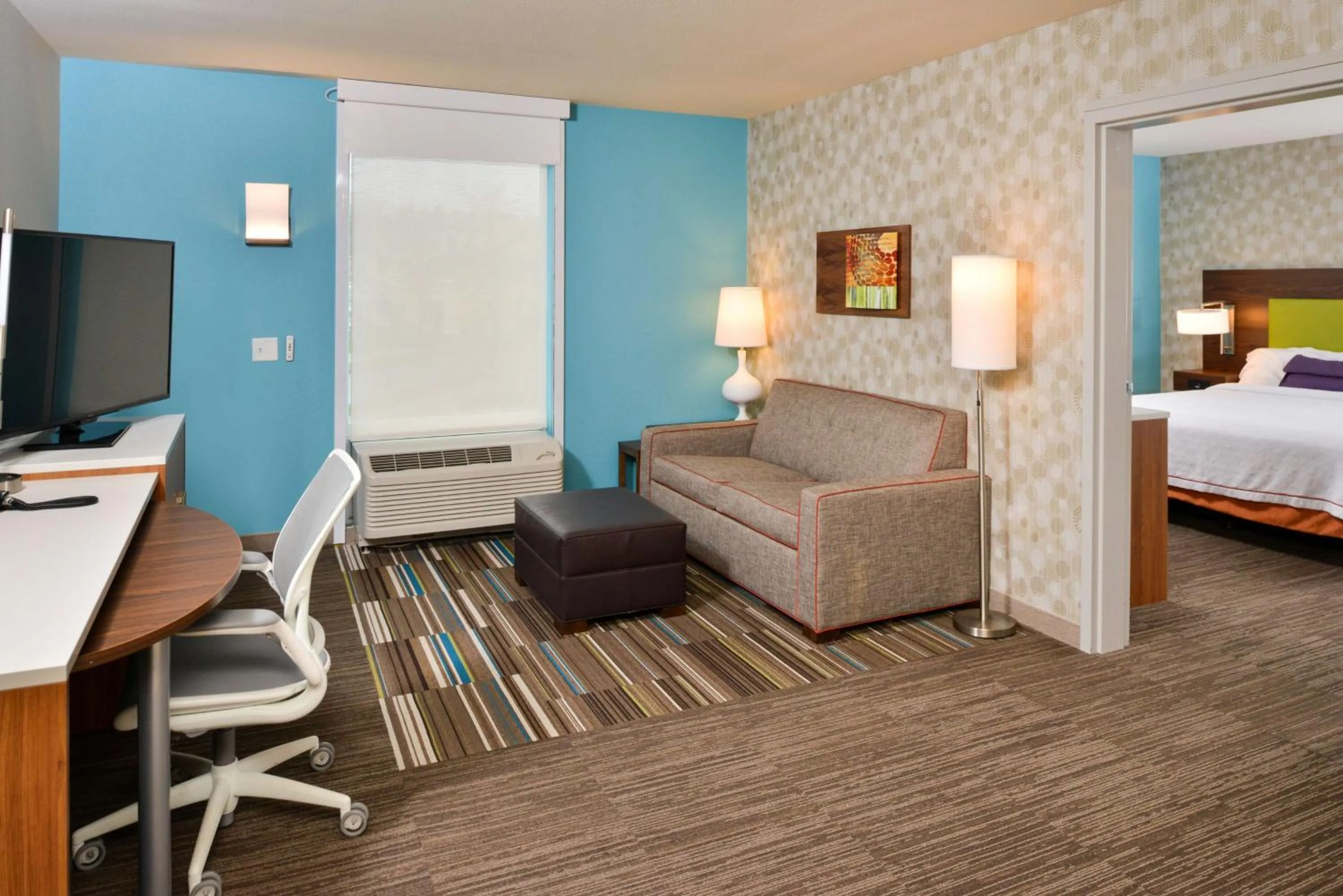 Bedroom, Bed in Home2 Suites By Hilton Portland Hillsboro