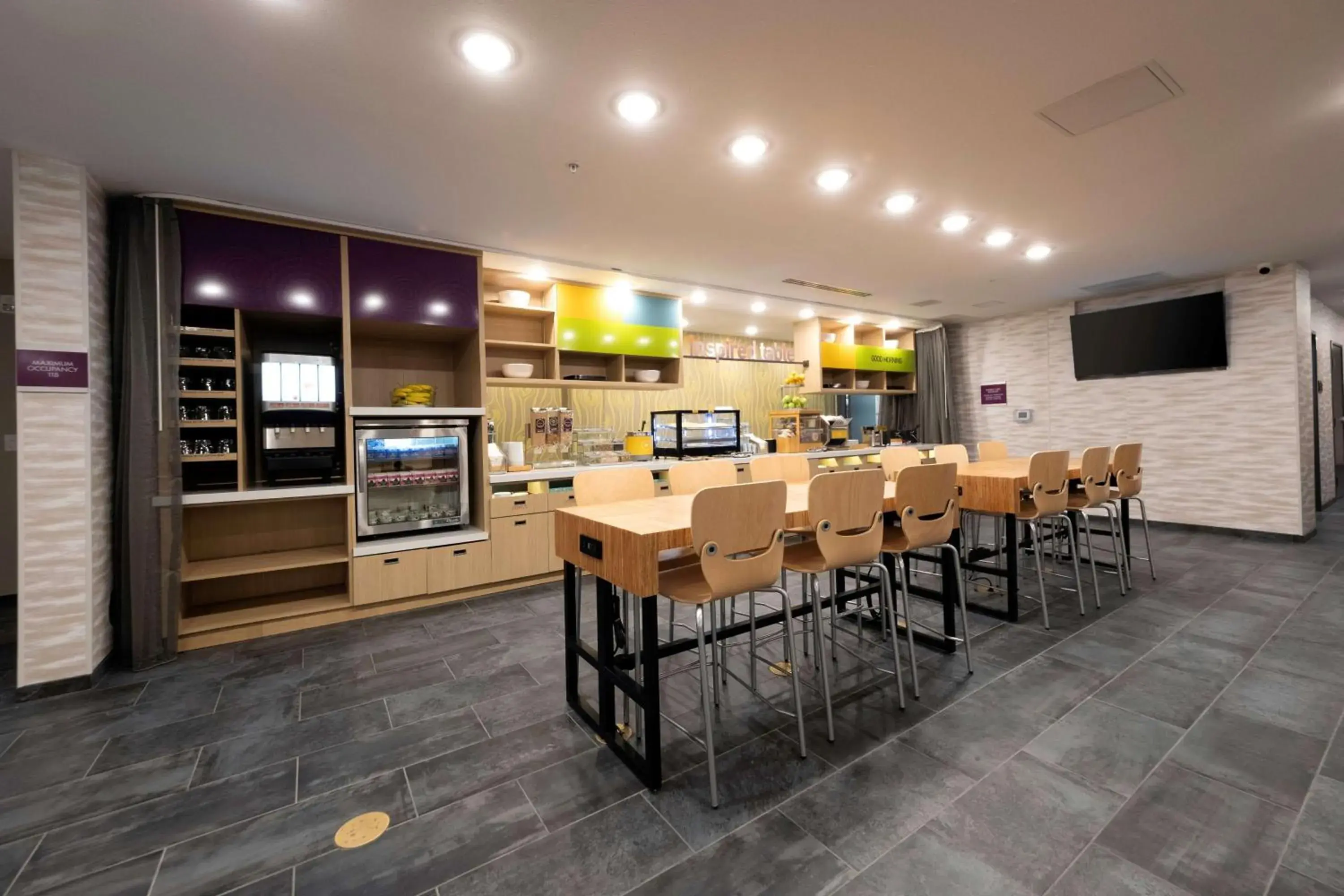 Breakfast in Home2 Suites By Hilton Portland Hillsboro Breakfast in Home2 Suites By Hilton Portland Hillsboro