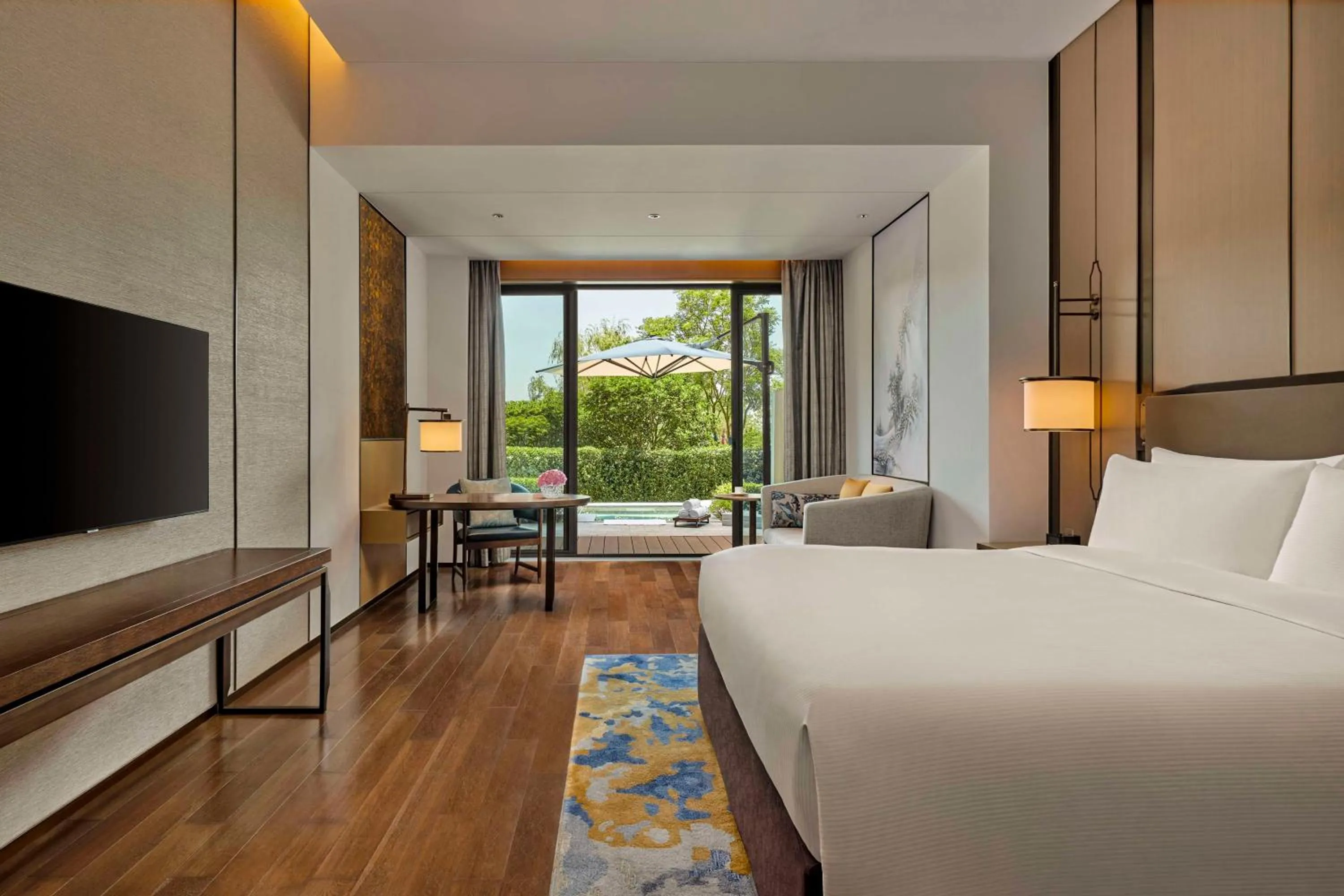 Bed in Hilton Shanghai Fengxian