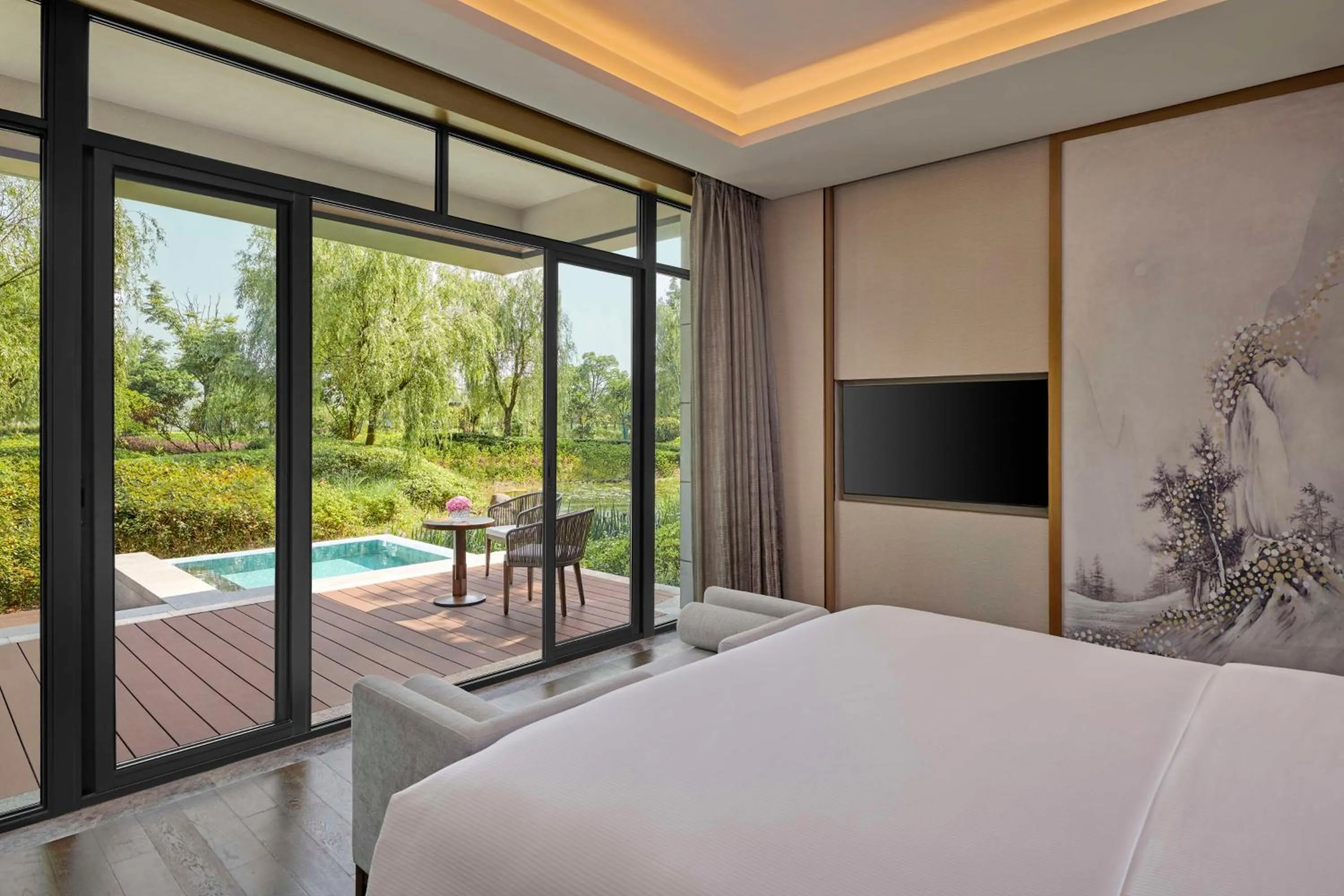 Bed in Hilton Shanghai Fengxian