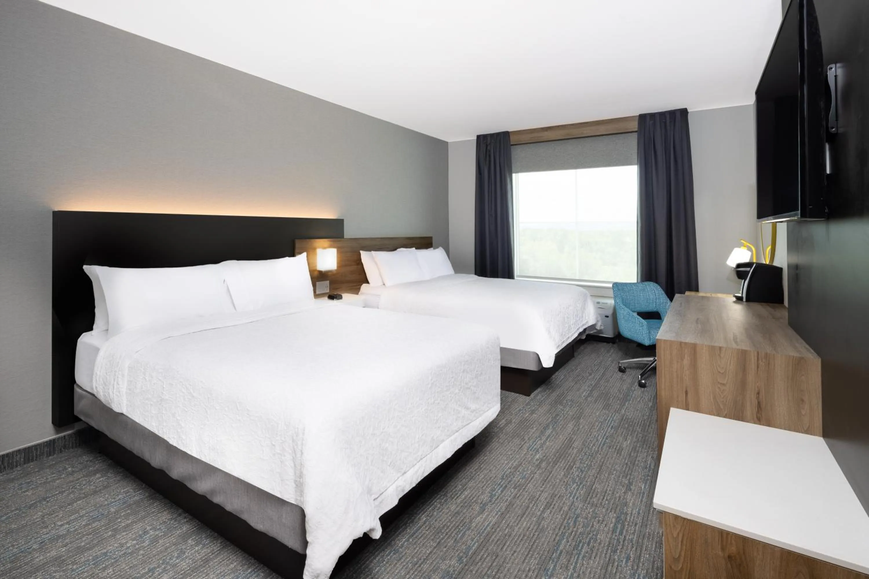 Bed in Hampton Inn by Hilton Verona at Turning Stone