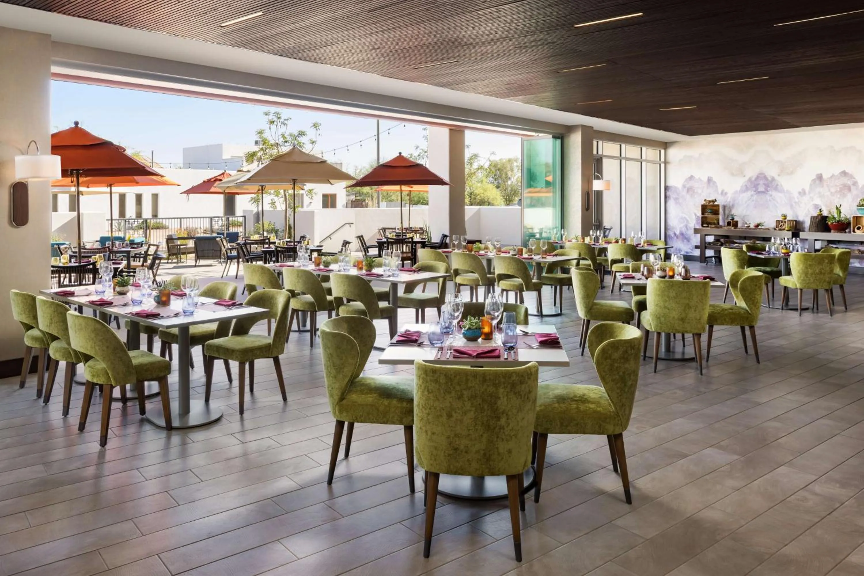 Restaurant/places to eat in Doubletree By Hilton Tucson Downtown Convention Center
