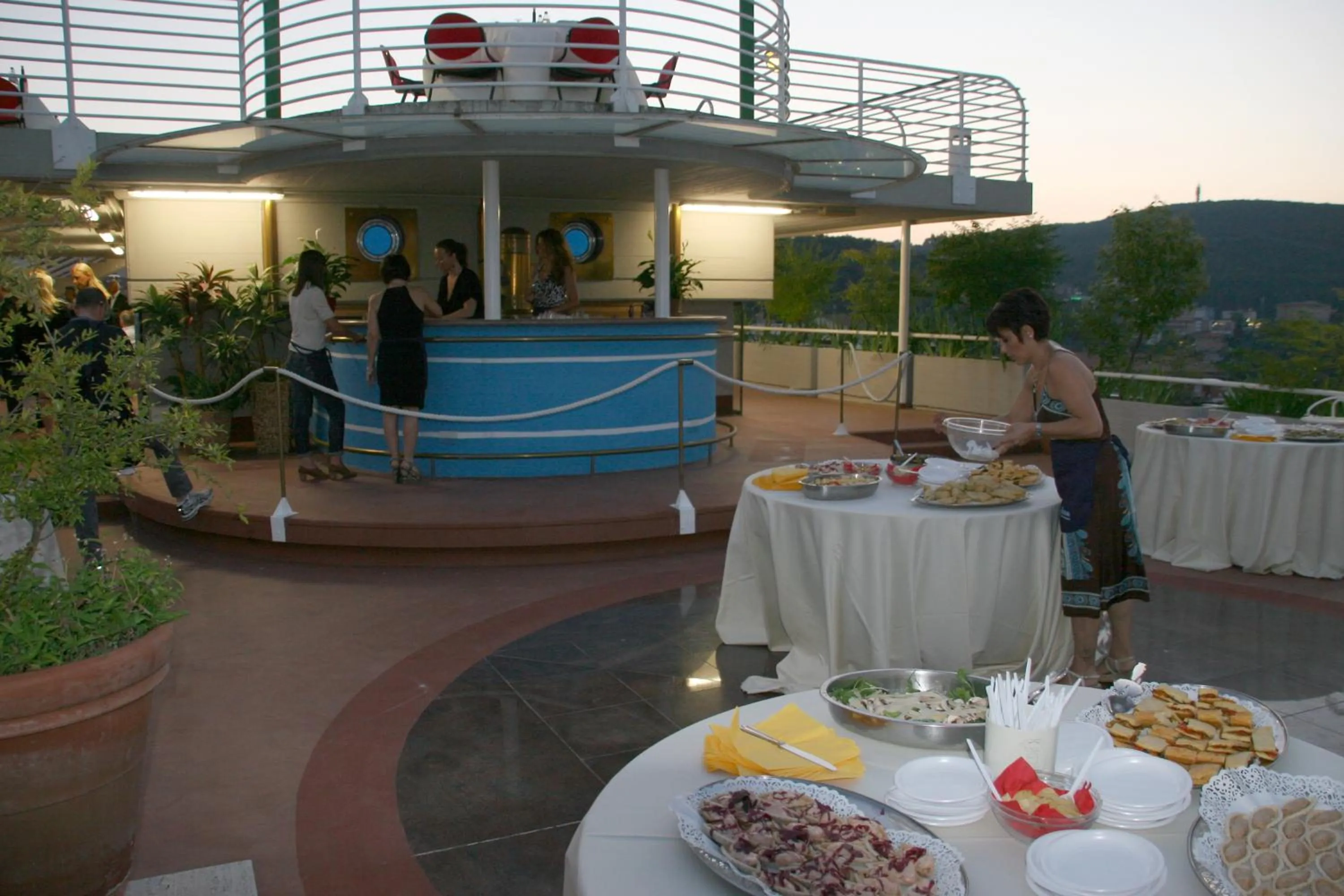 Food in Hotel President