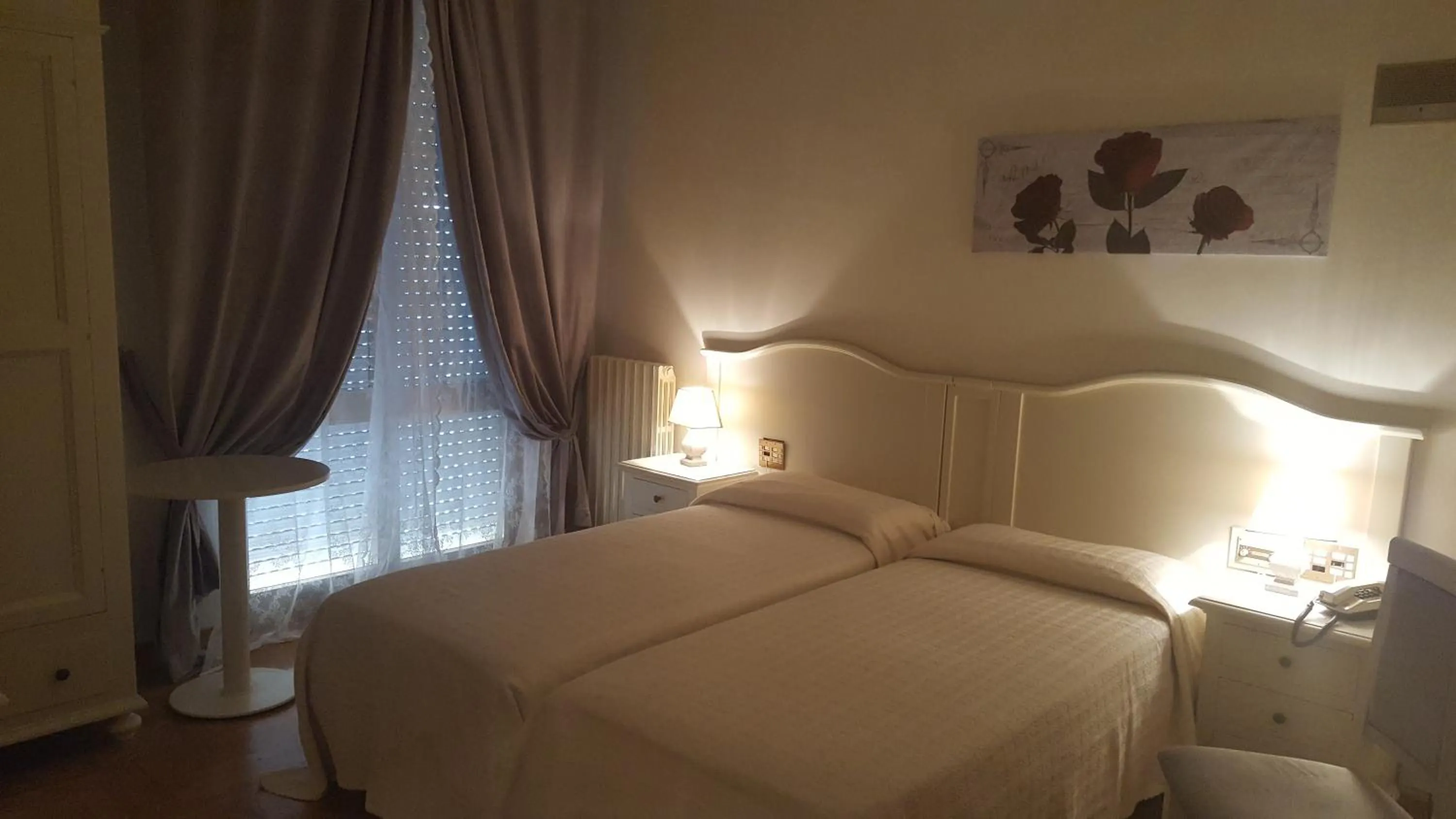 Decorative detail in Hotel President