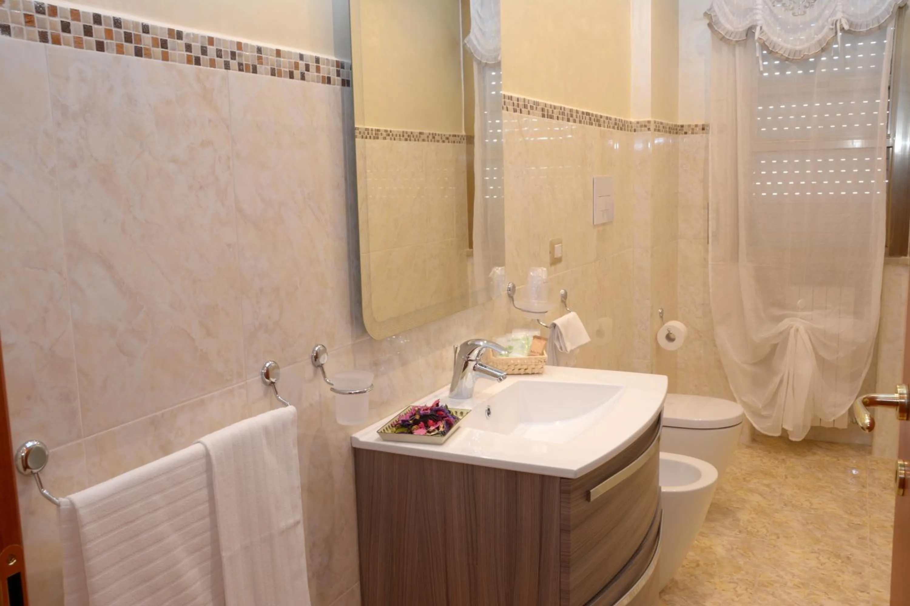 Bathroom in Hotel President