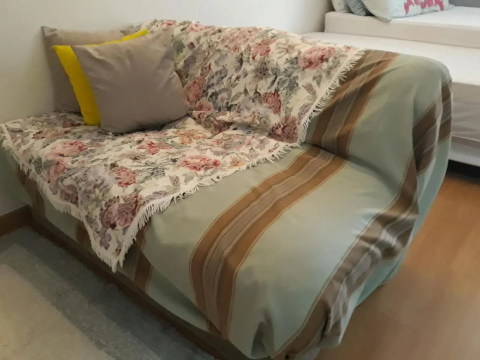 Bed in Palladium Apart Service