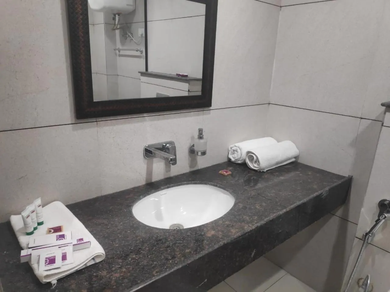 Bathroom in Clarks Inn Express, Jammu