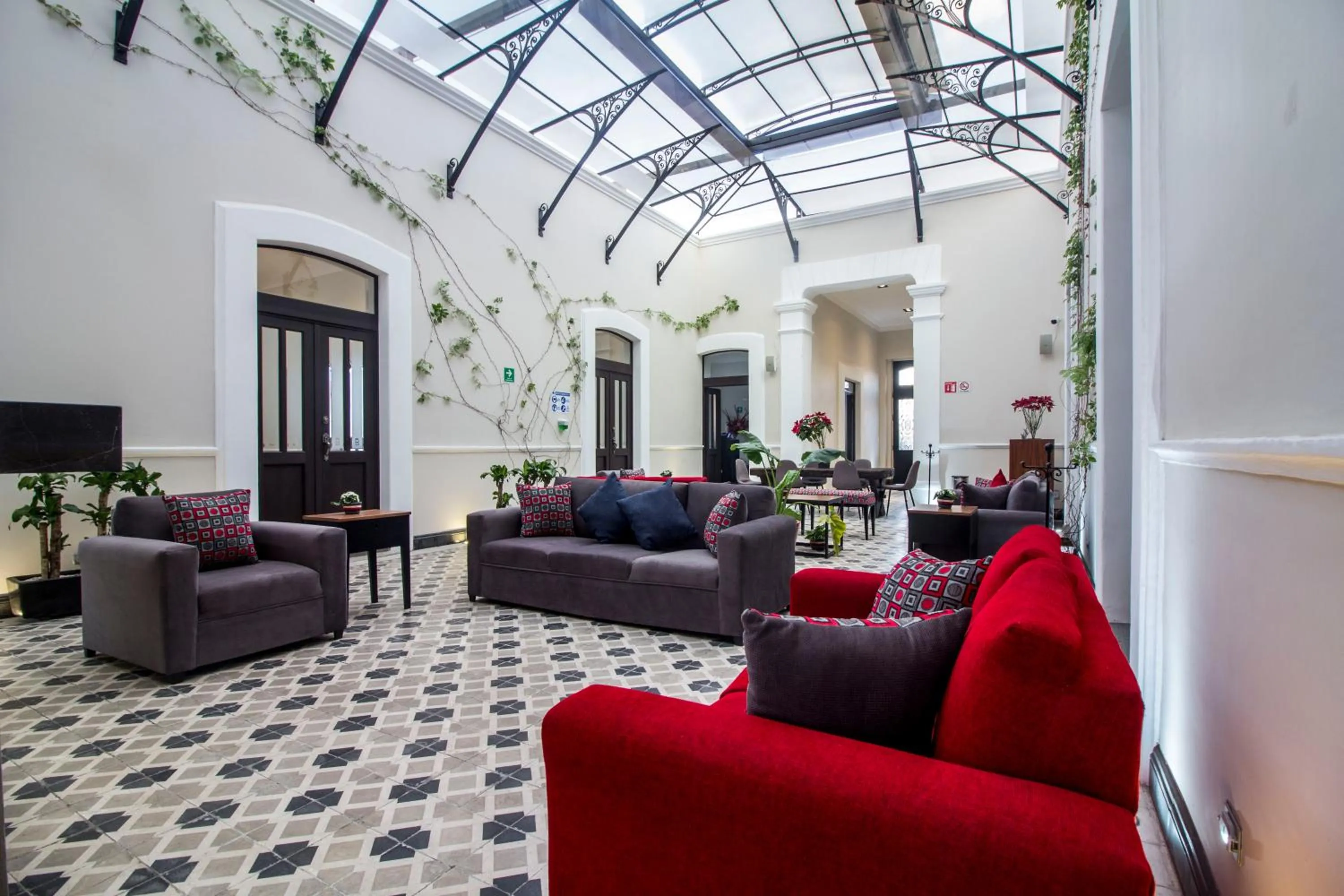 Area and facilities in Hotel Business Real 500