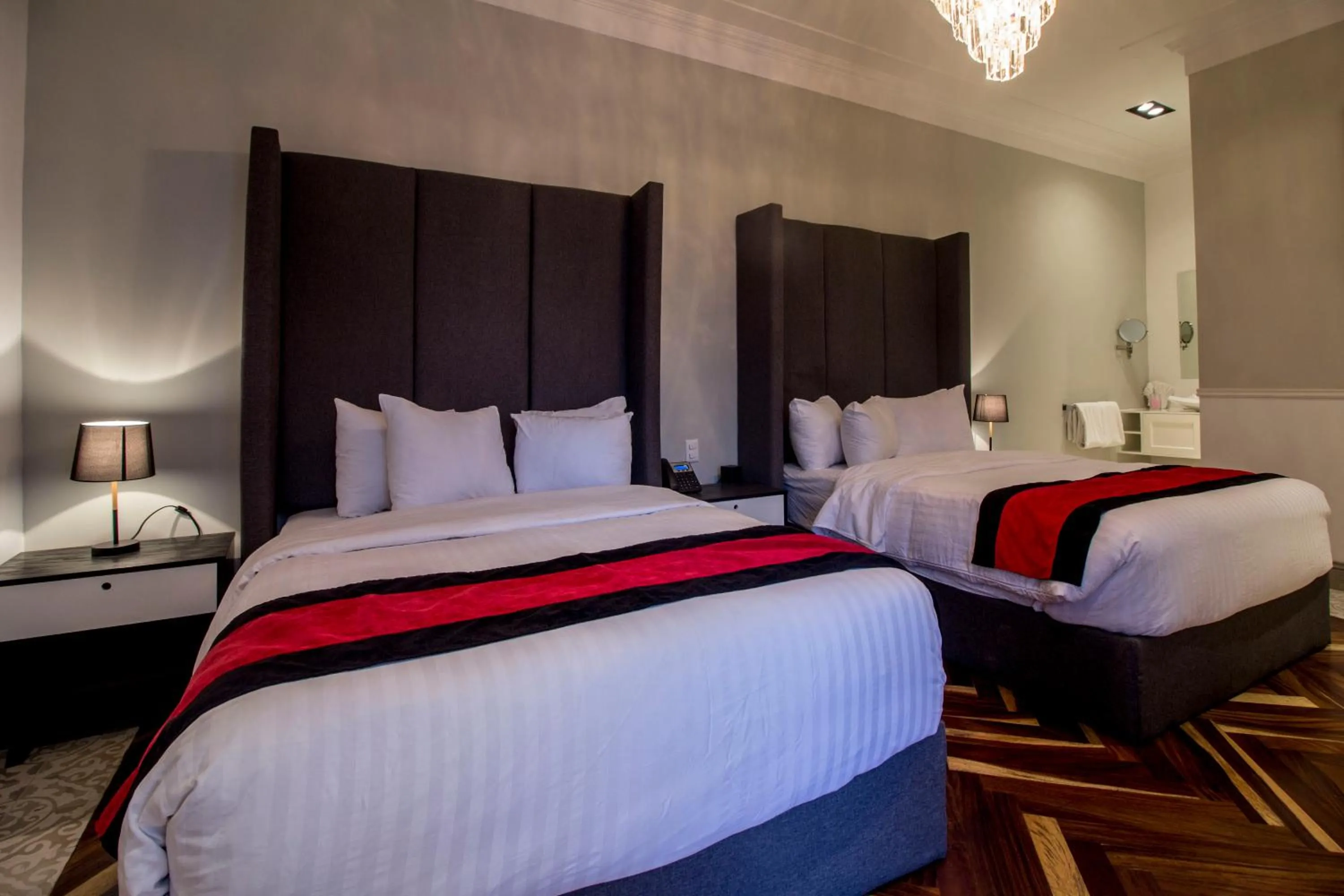 Bed in Hotel Business Real 500