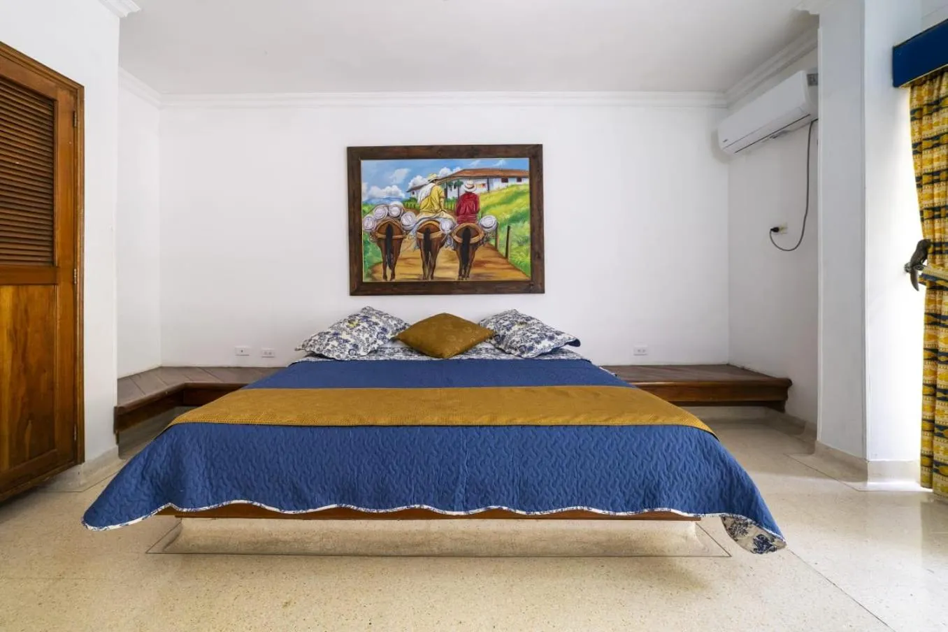 Photo of the whole room in Hotel Posada San Sebastian