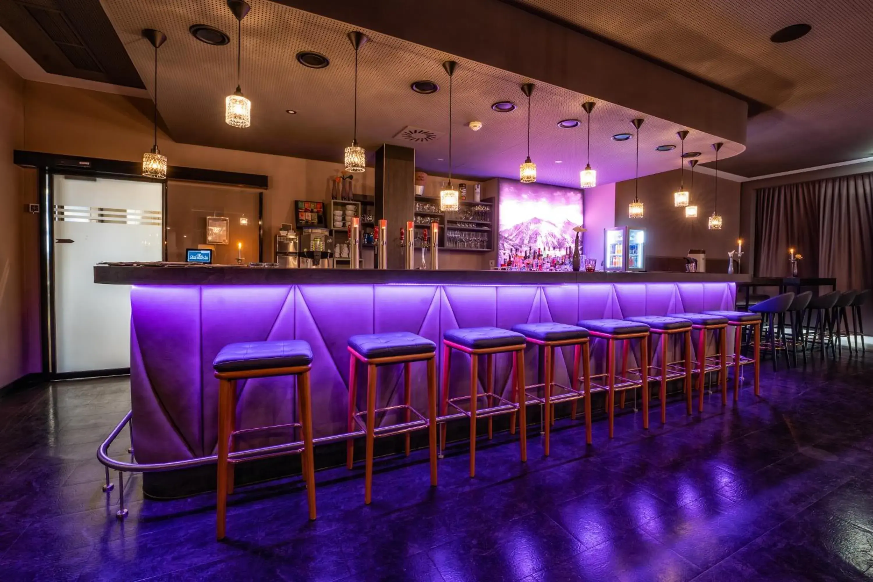 Lounge or bar in FourSide Hotel Salzburg Messe, Trademark Collection by Wyndham Lounge or bar in FourSide Hotel Salzburg Messe, Trademark Collection by Wyndham