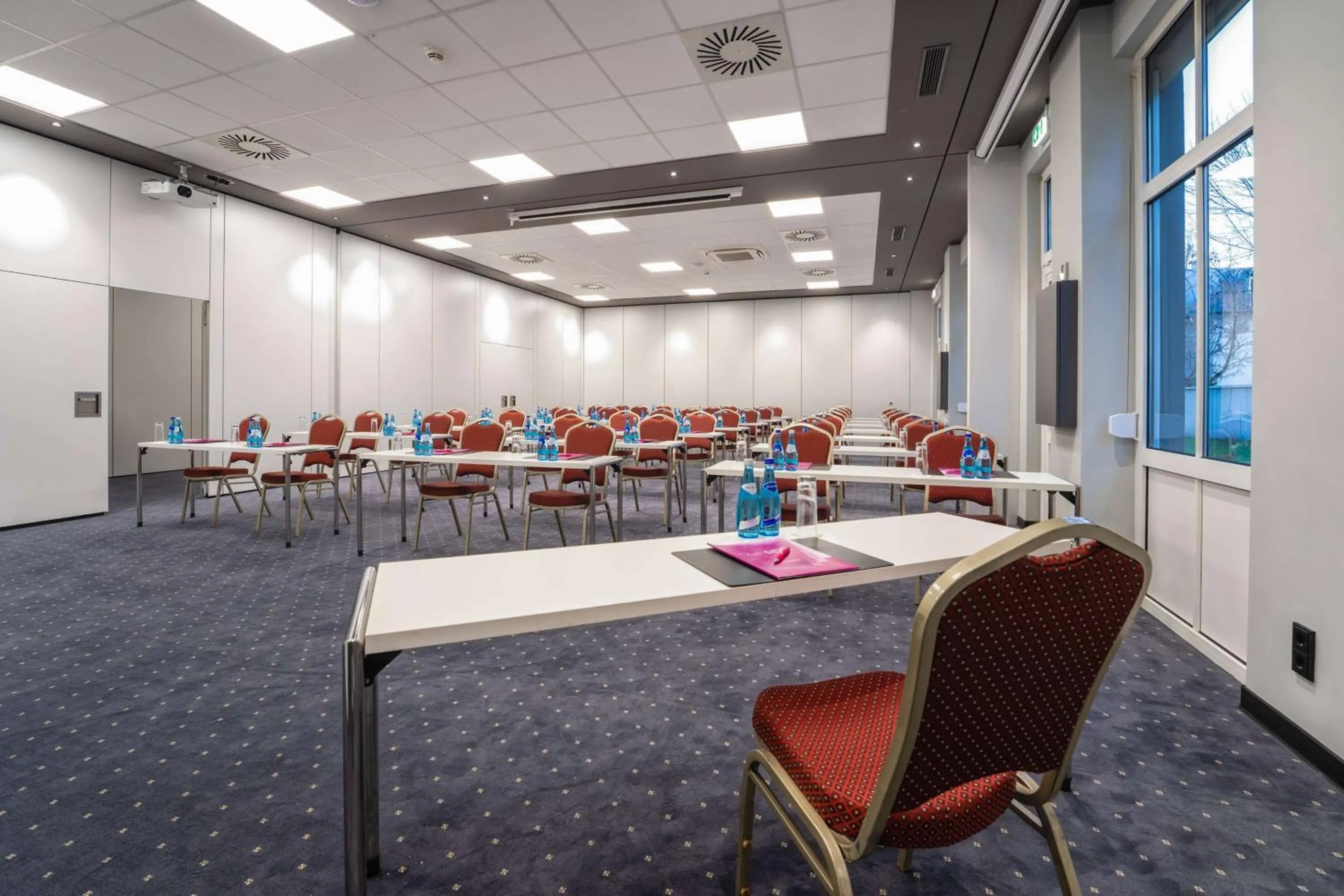 Meeting/conference room in FourSide Hotel Salzburg Messe, Trademark Collection by Wyndham