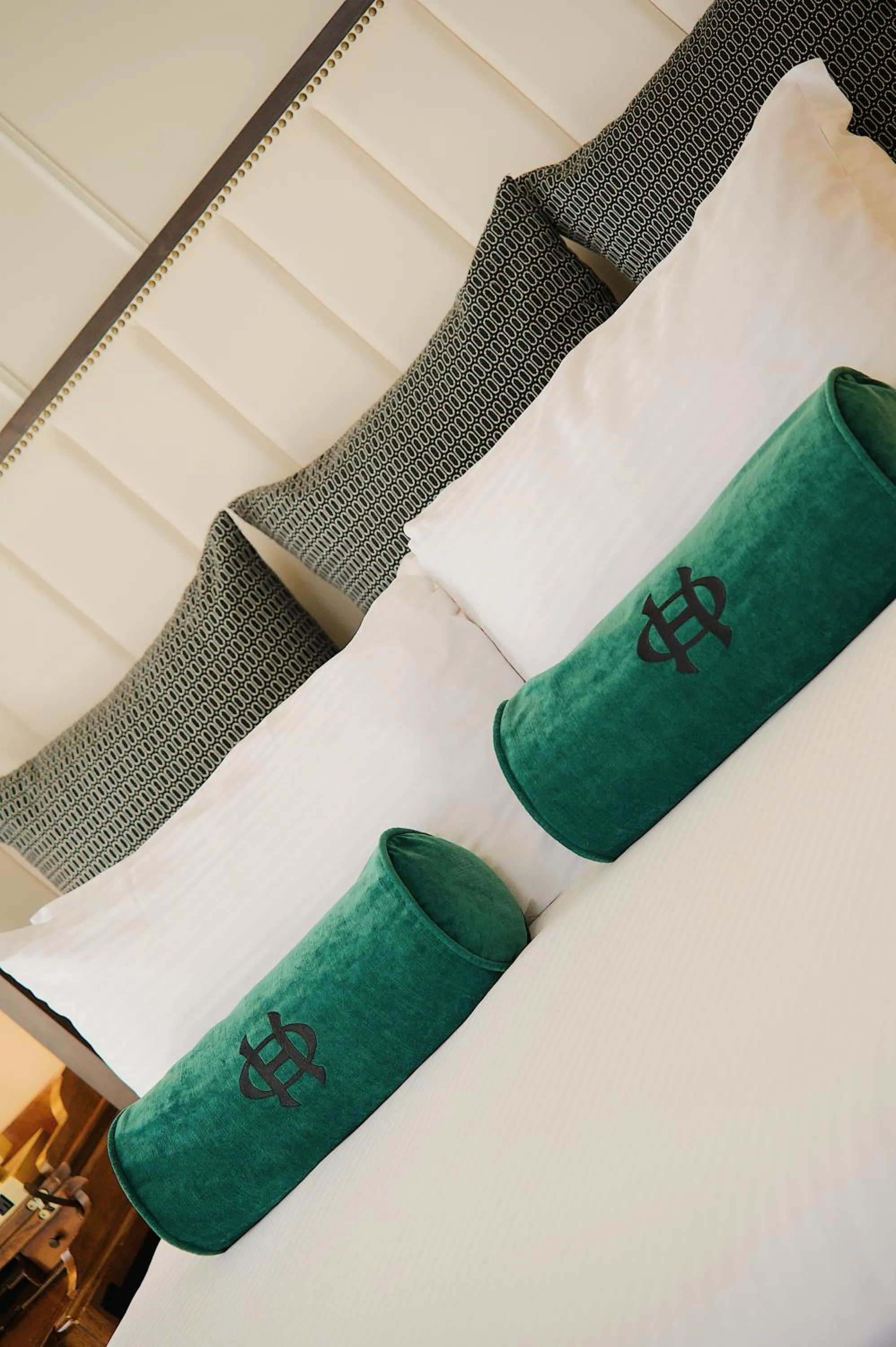 Bed in The Oxford Hotel