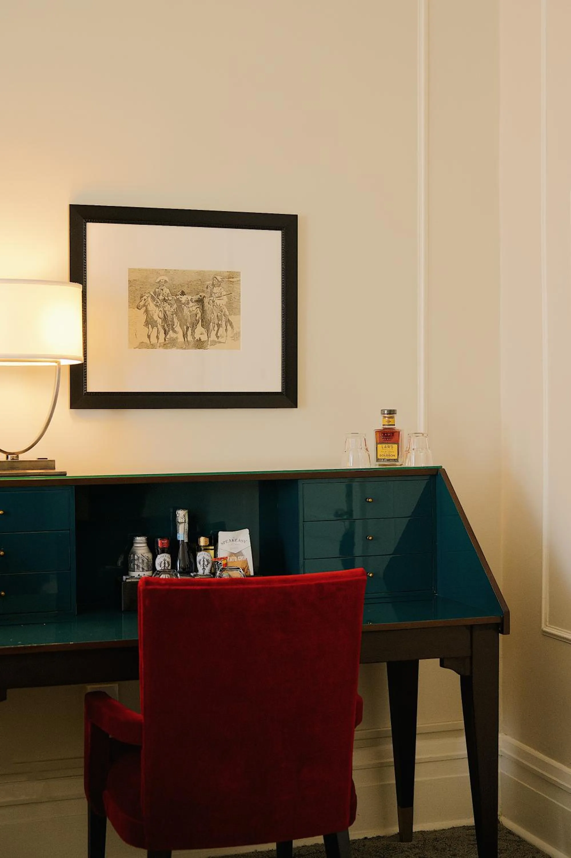 Seating area in The Oxford Hotel