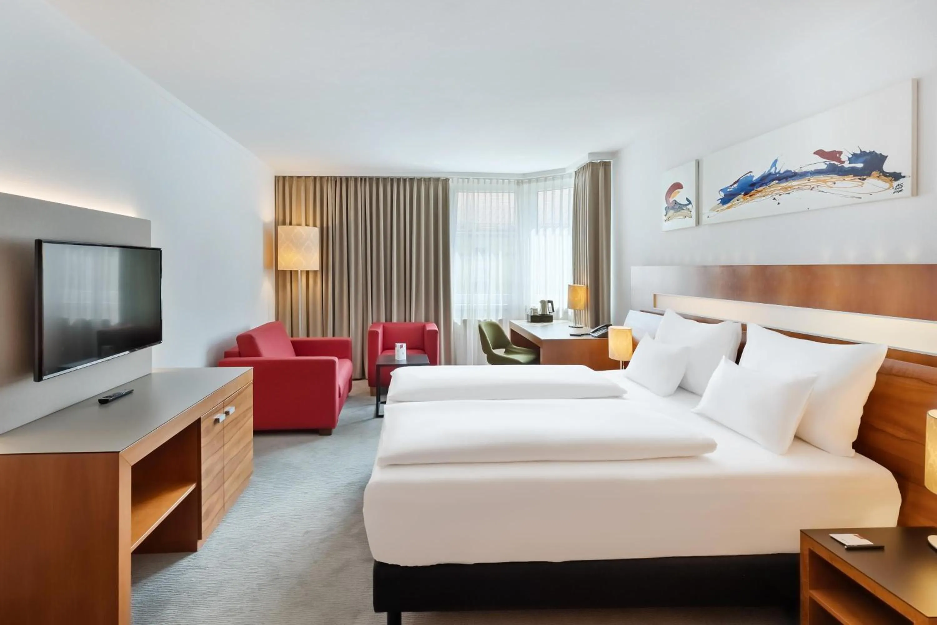 Photo of the whole room, Bed in Austria Trend Hotel Europa Graz Hauptbahnhof