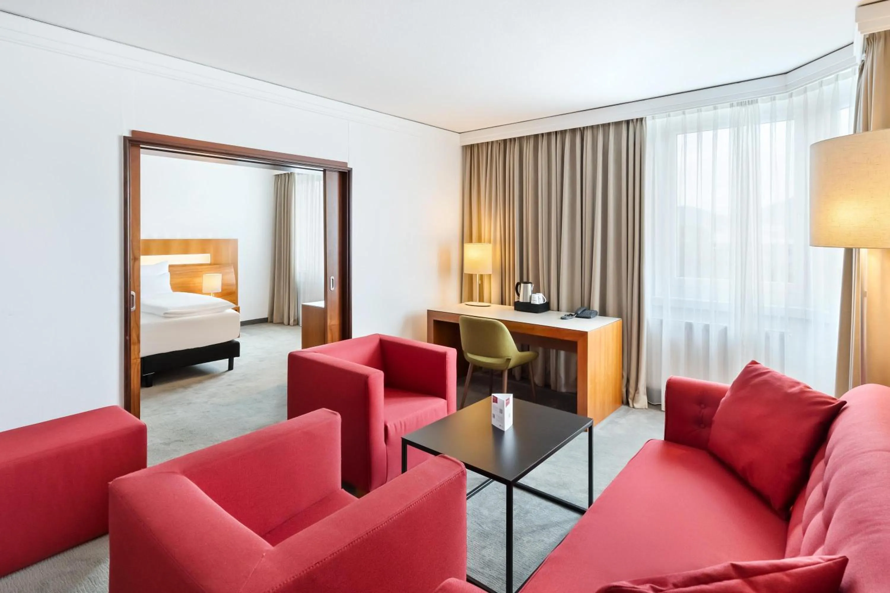 Photo of the whole room, Bed in Austria Trend Hotel Europa Graz Hauptbahnhof