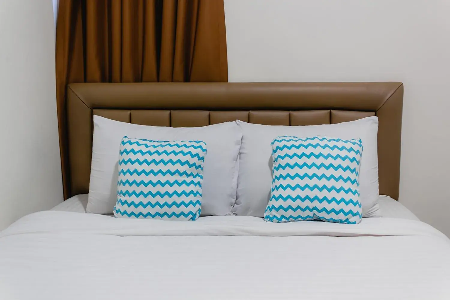 Bedroom, Bed in Social Hub by TwoSpaces Bedroom, Bed in Social Hub by TwoSpaces