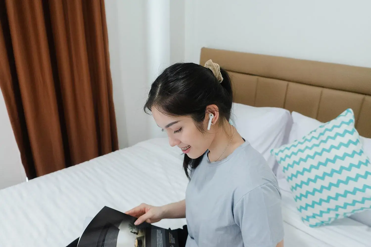 People, Bed in Social Hub by TwoSpaces People, Bed in Social Hub by TwoSpaces