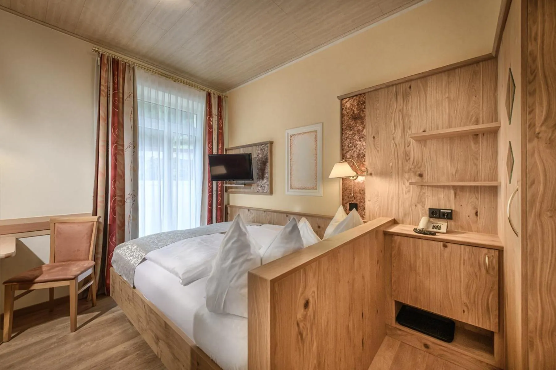 Photo of the whole room, Bed in Hotel Alpenblick