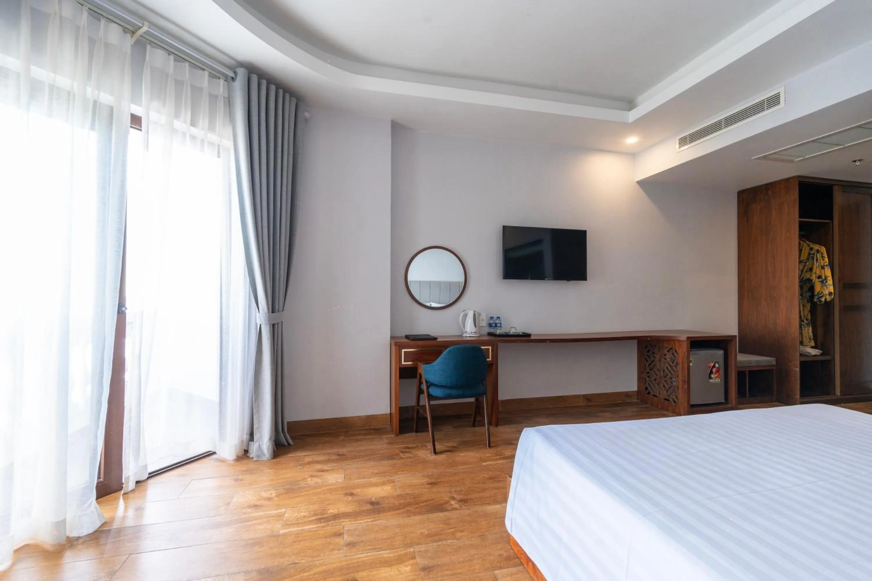 Photo of the whole room, Bed in Maris Beach Hotel Phu Quoc