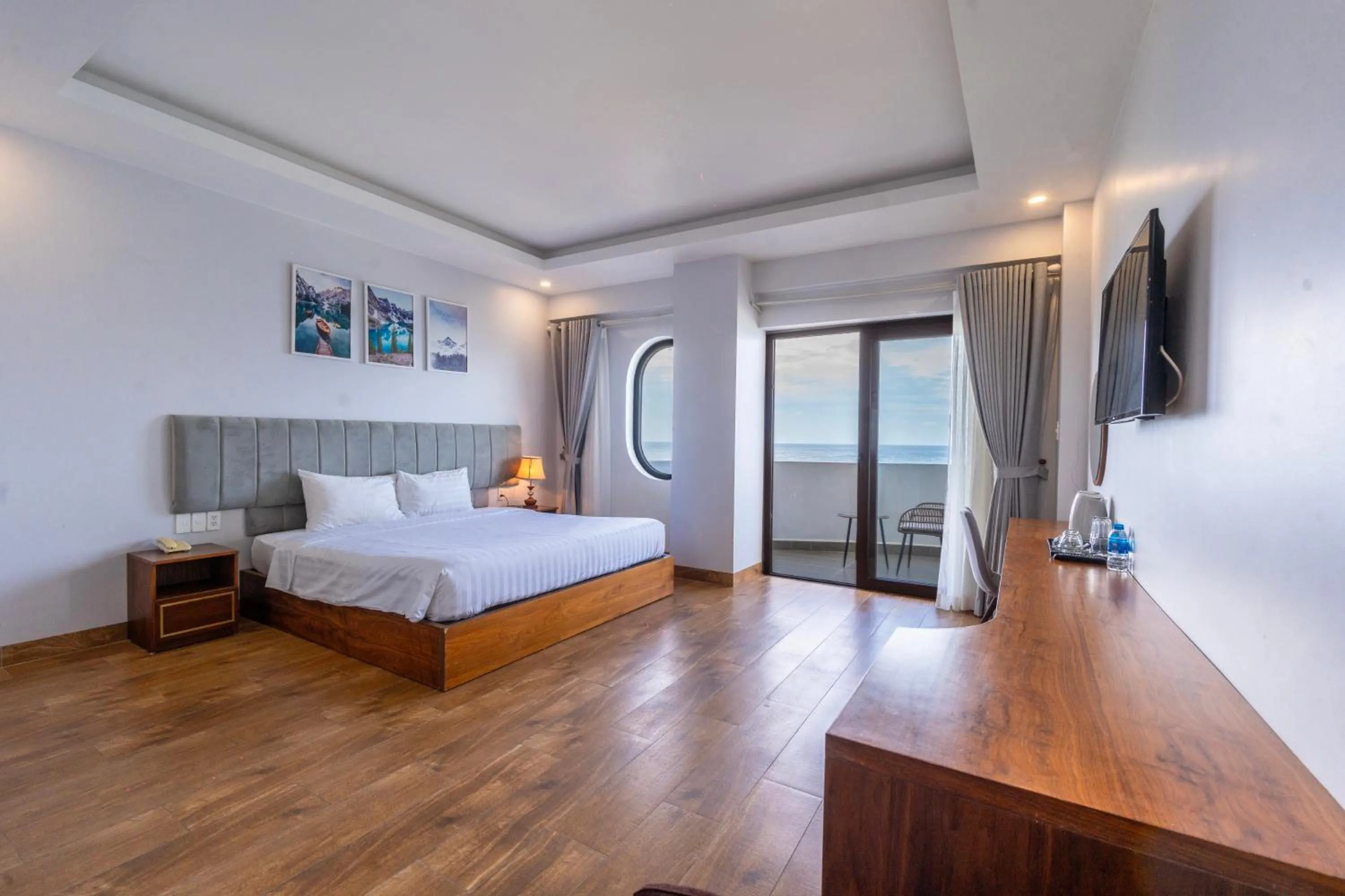 Bed in Maris Beach Hotel Phu Quoc