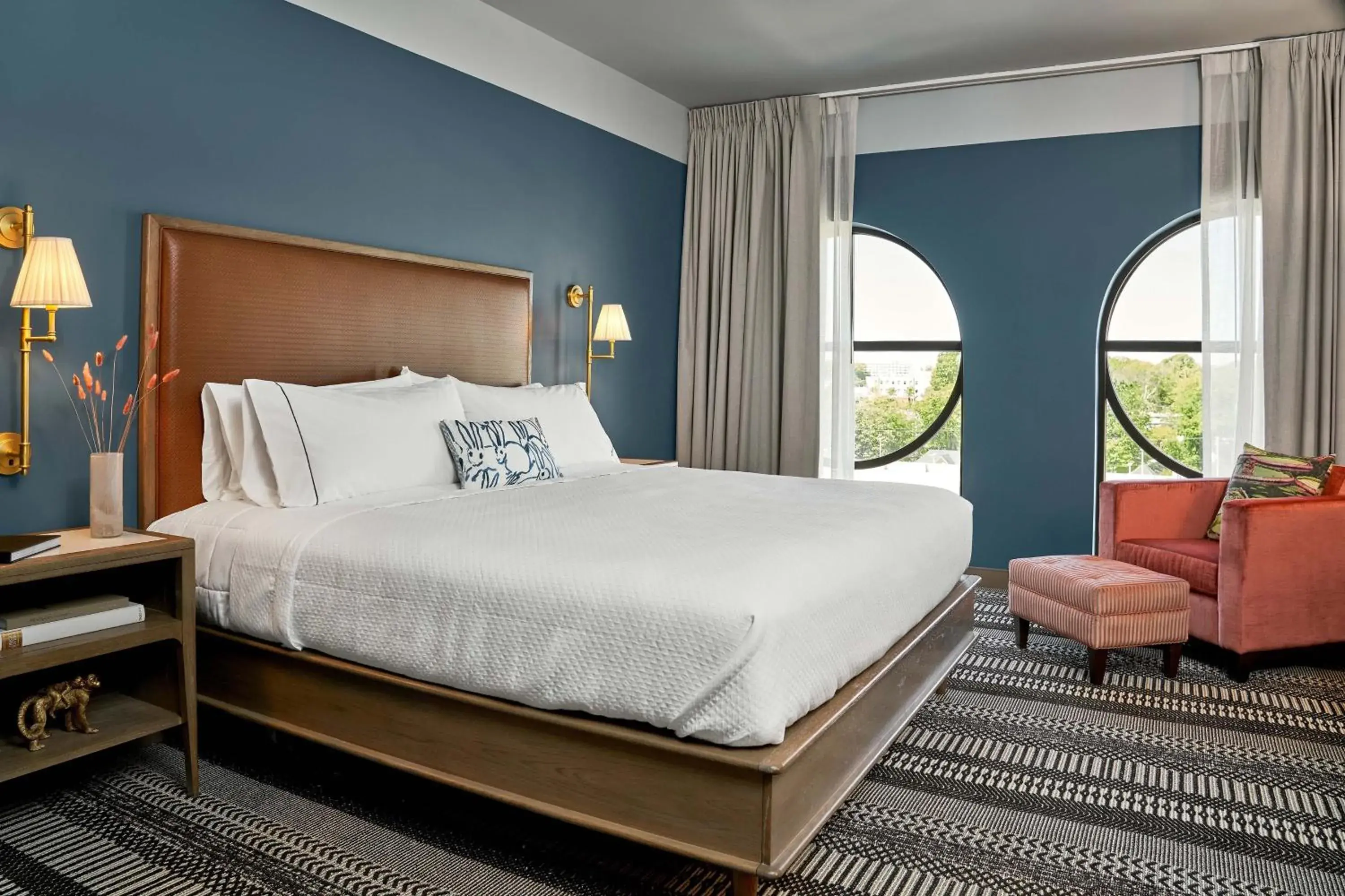 Photo of the whole room, Bed in The Memphian a Tribute Portfolio Hotel Photo of the whole room, Bed in The Memphian a Tribute Portfolio Hotel