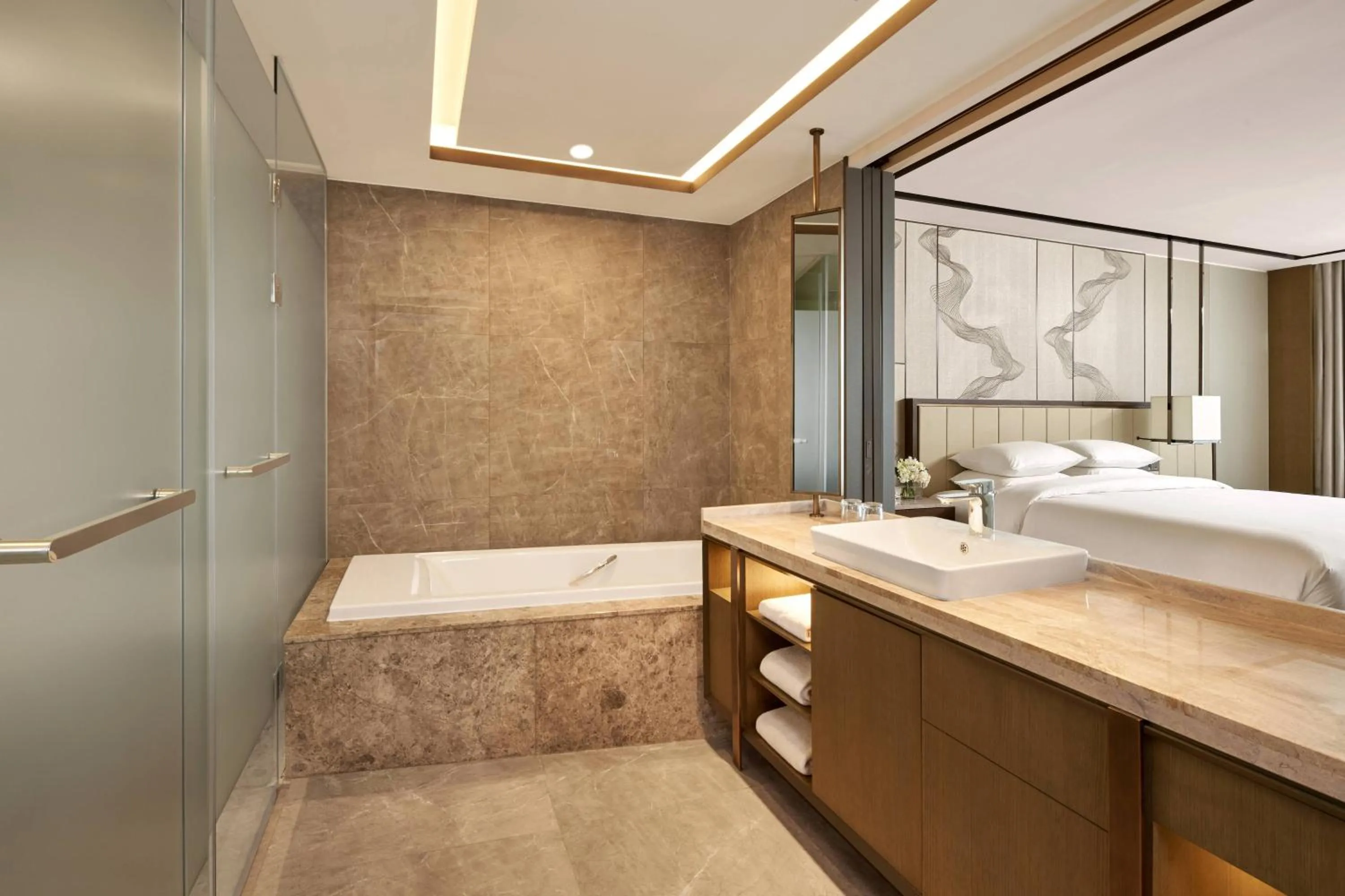 Bathroom, Bed in Daegu Marriott Hotel