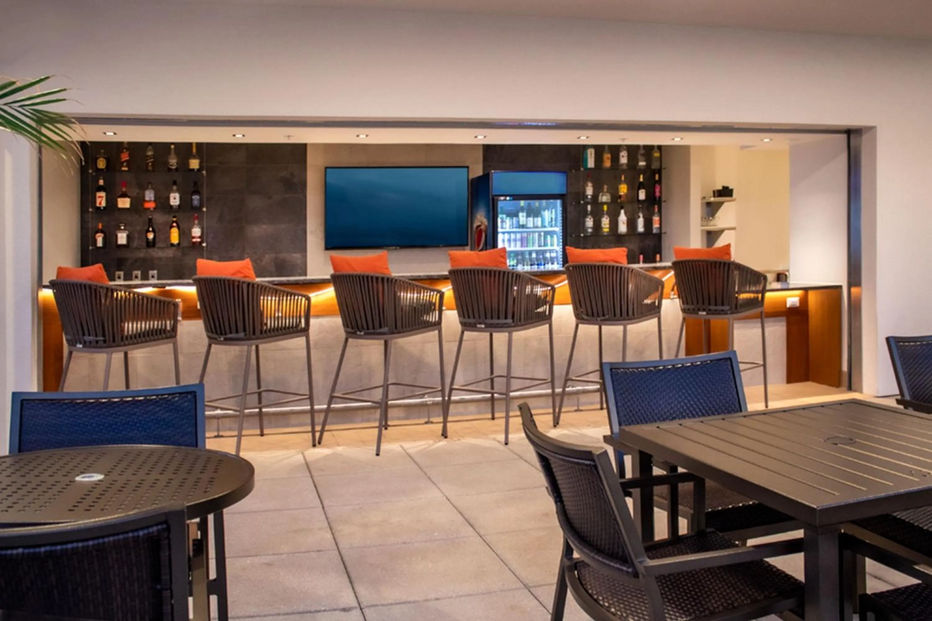 Lounge or bar in SpringHill Suites By Marriott Frederick