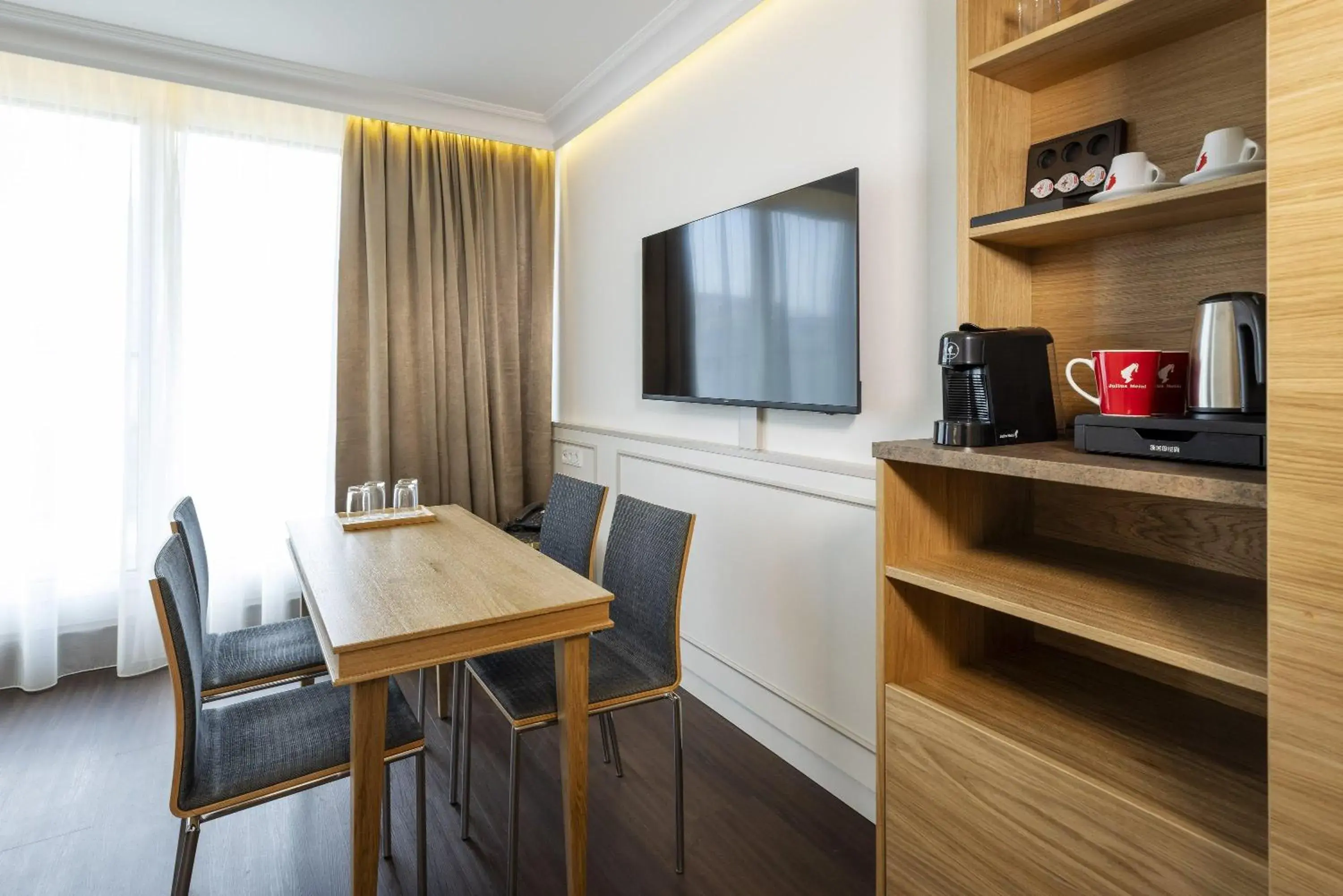 Bed in ARCOTEL Castellani Salzburg Bed in ARCOTEL Castellani Salzburg