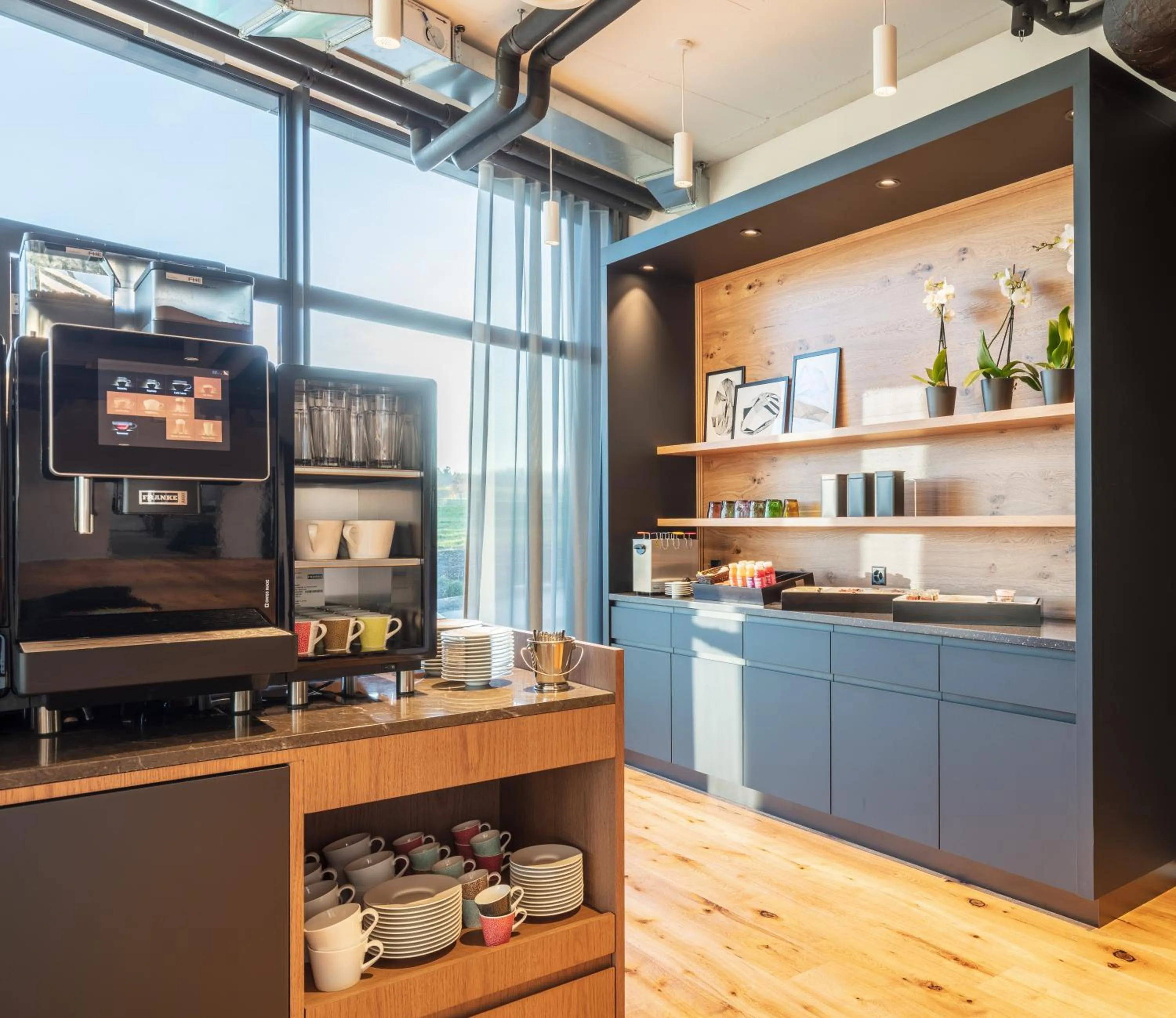 Breakfast in Macardo Premium B&B