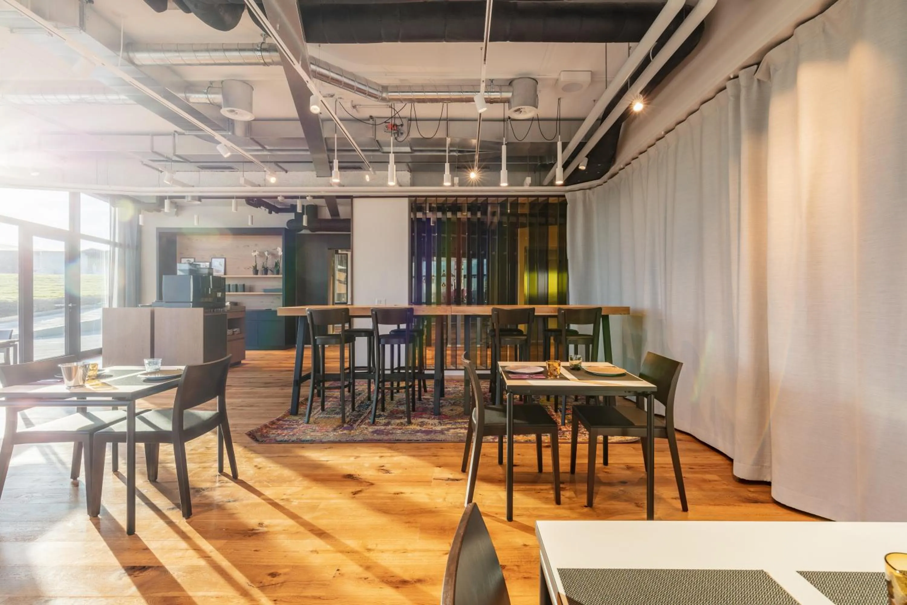 Breakfast in Macardo Premium B&B