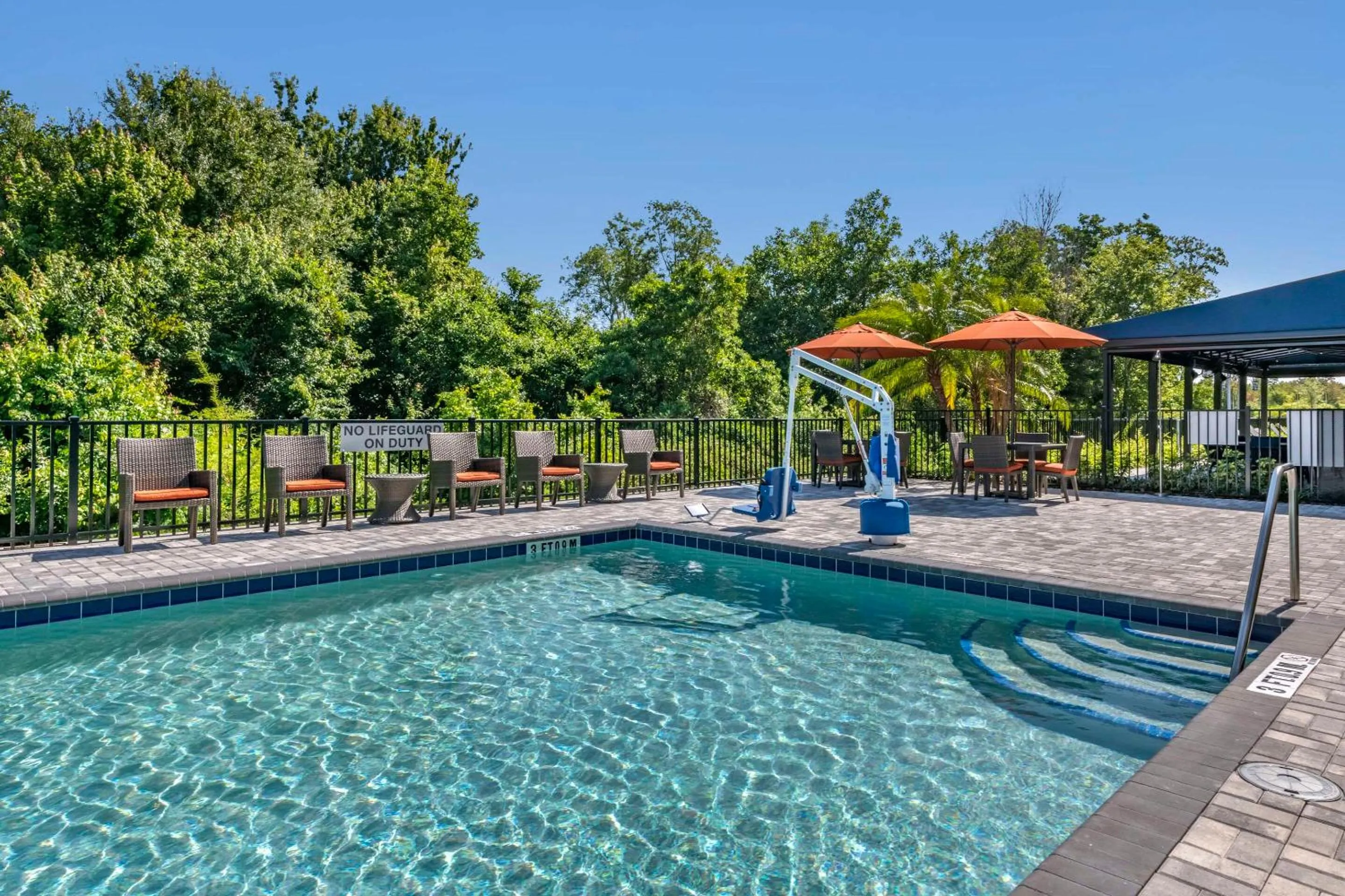 Swimming pool in Cambria Hotel Orlando Airport