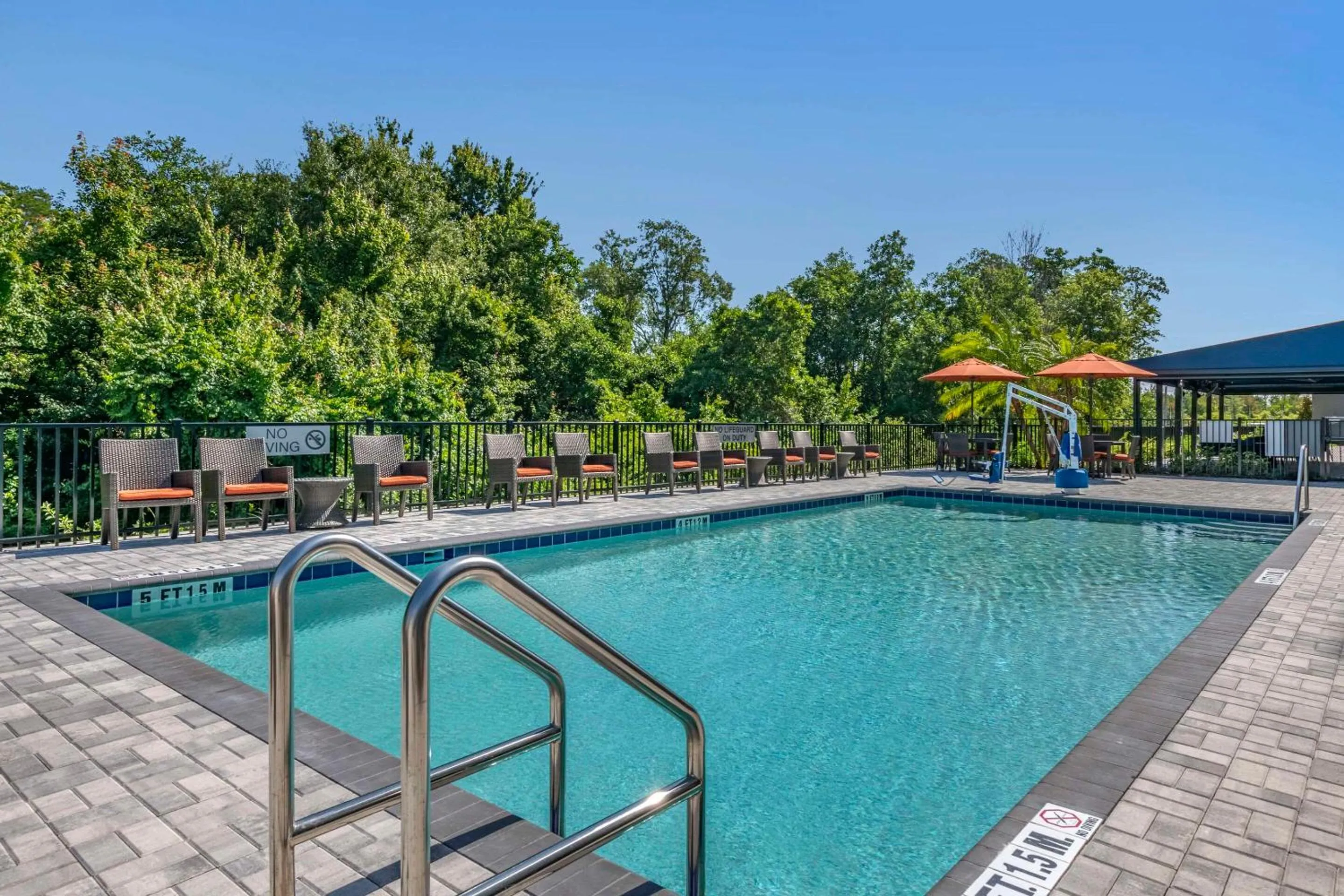 Swimming pool in Cambria Hotel Orlando Airport