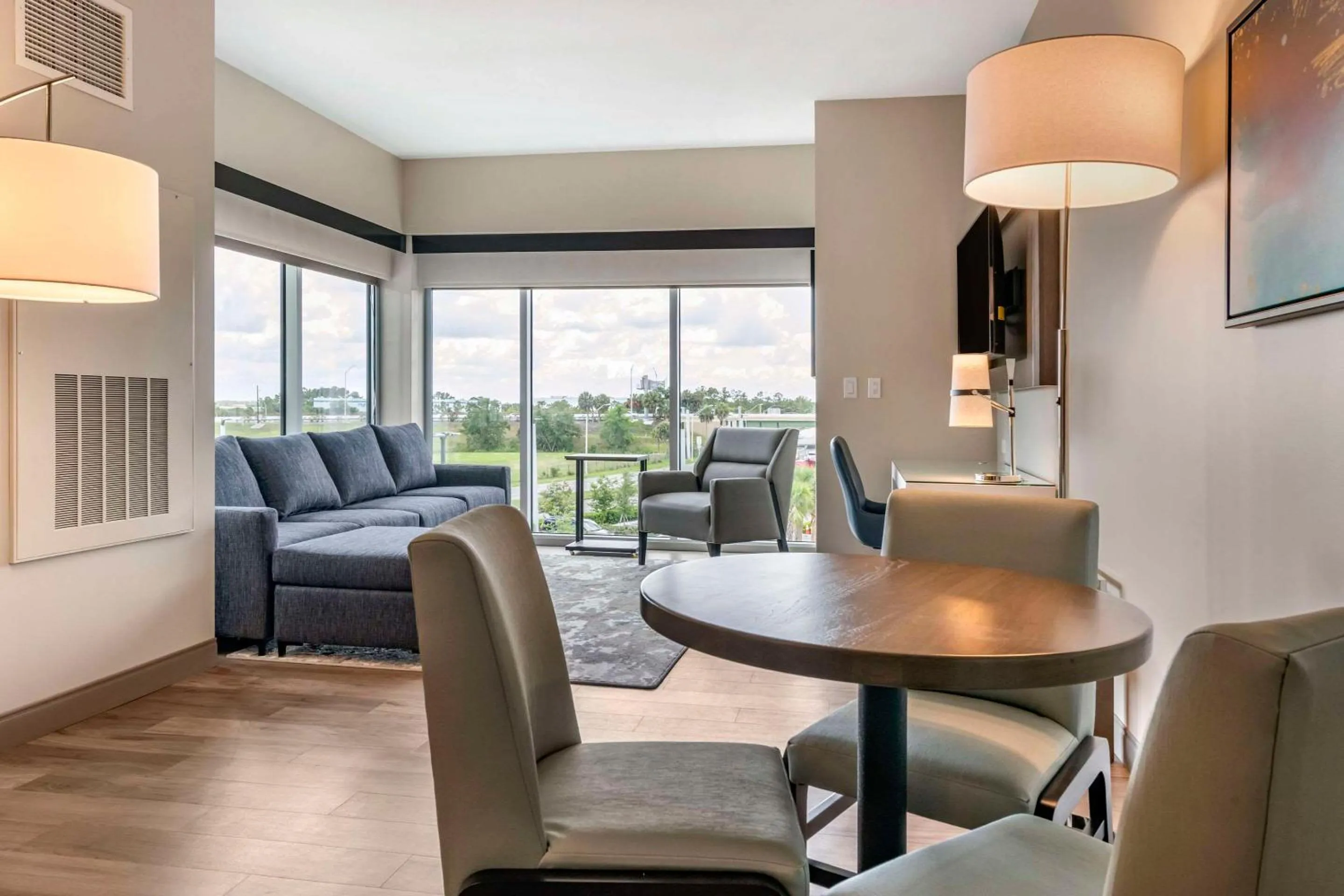 Bedroom in Cambria Hotel Orlando Airport