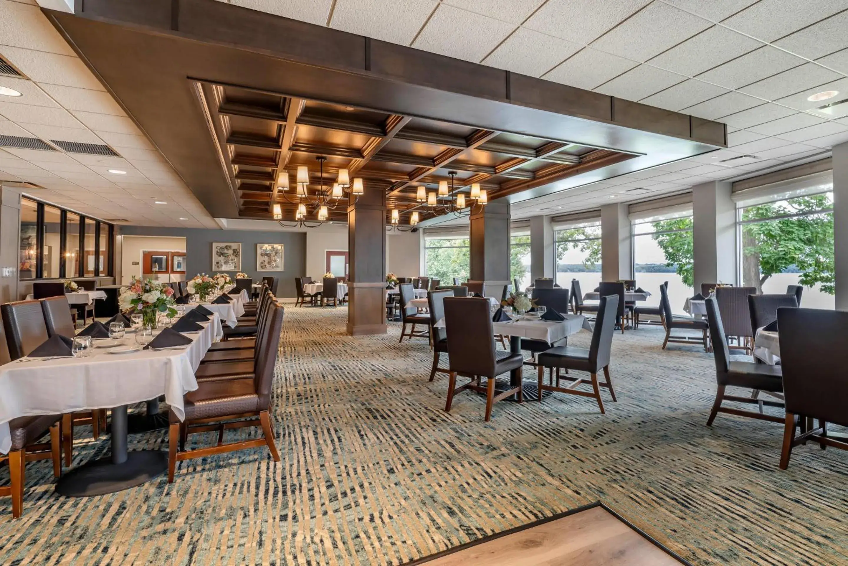 Restaurant/places to eat in Heidel House Hotel and Conference Center, an Ascend Collection Hotel Restaurant/places to eat in Heidel House Hotel and Conference Center, an Ascend Collection Hotel