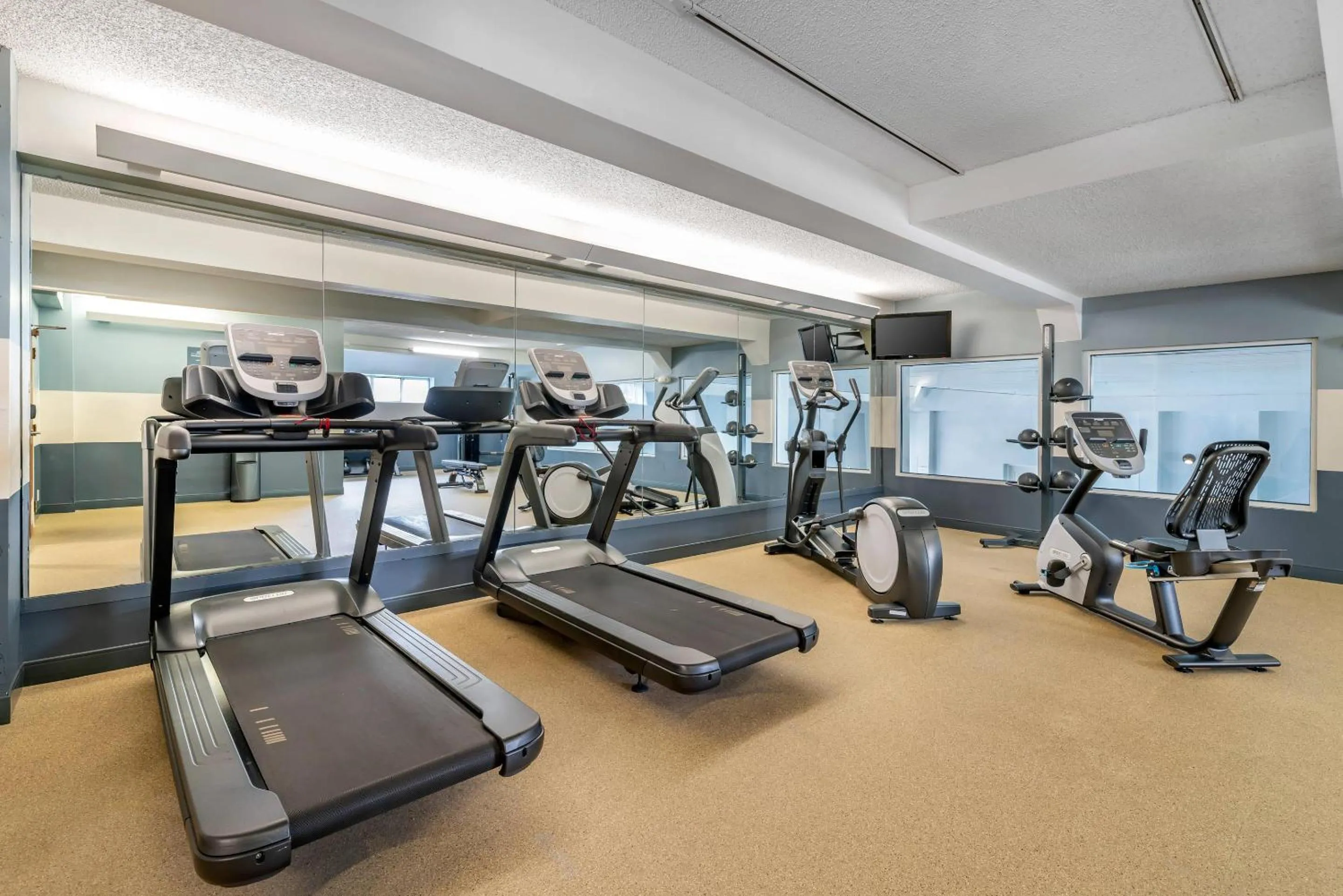 Fitness centre/facilities in Heidel House Hotel and Conference Center, an Ascend Collection Hotel