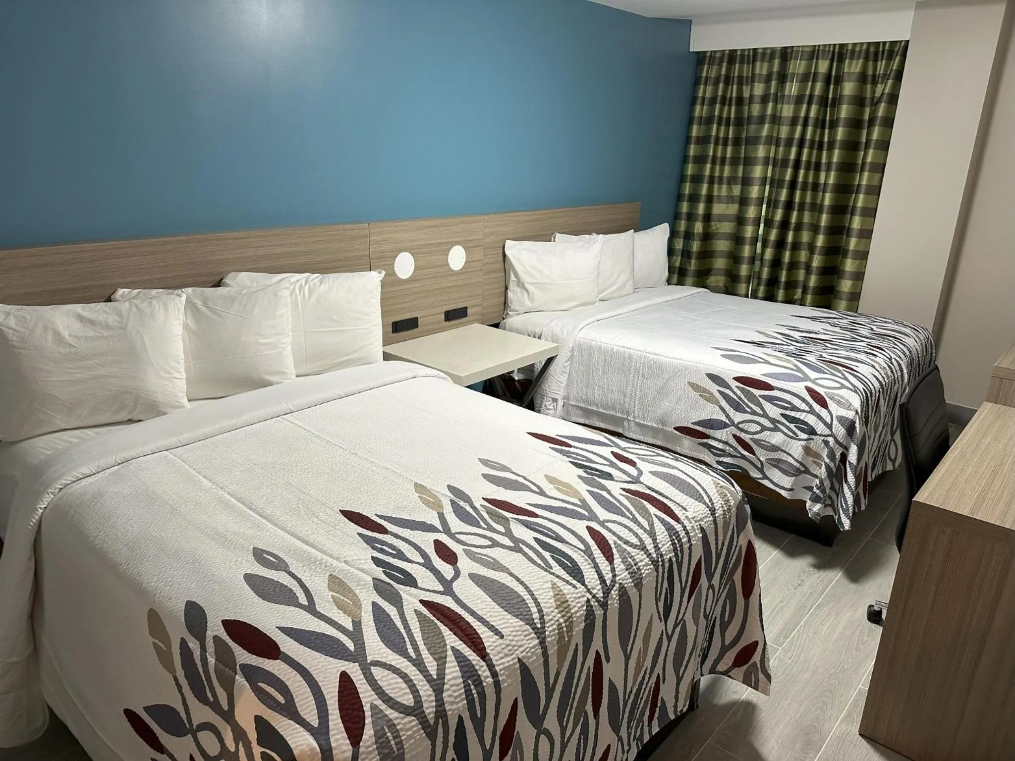 Photo of the whole room, Bed in Red Roof PLUS Brooklyn - Flatbush Ave