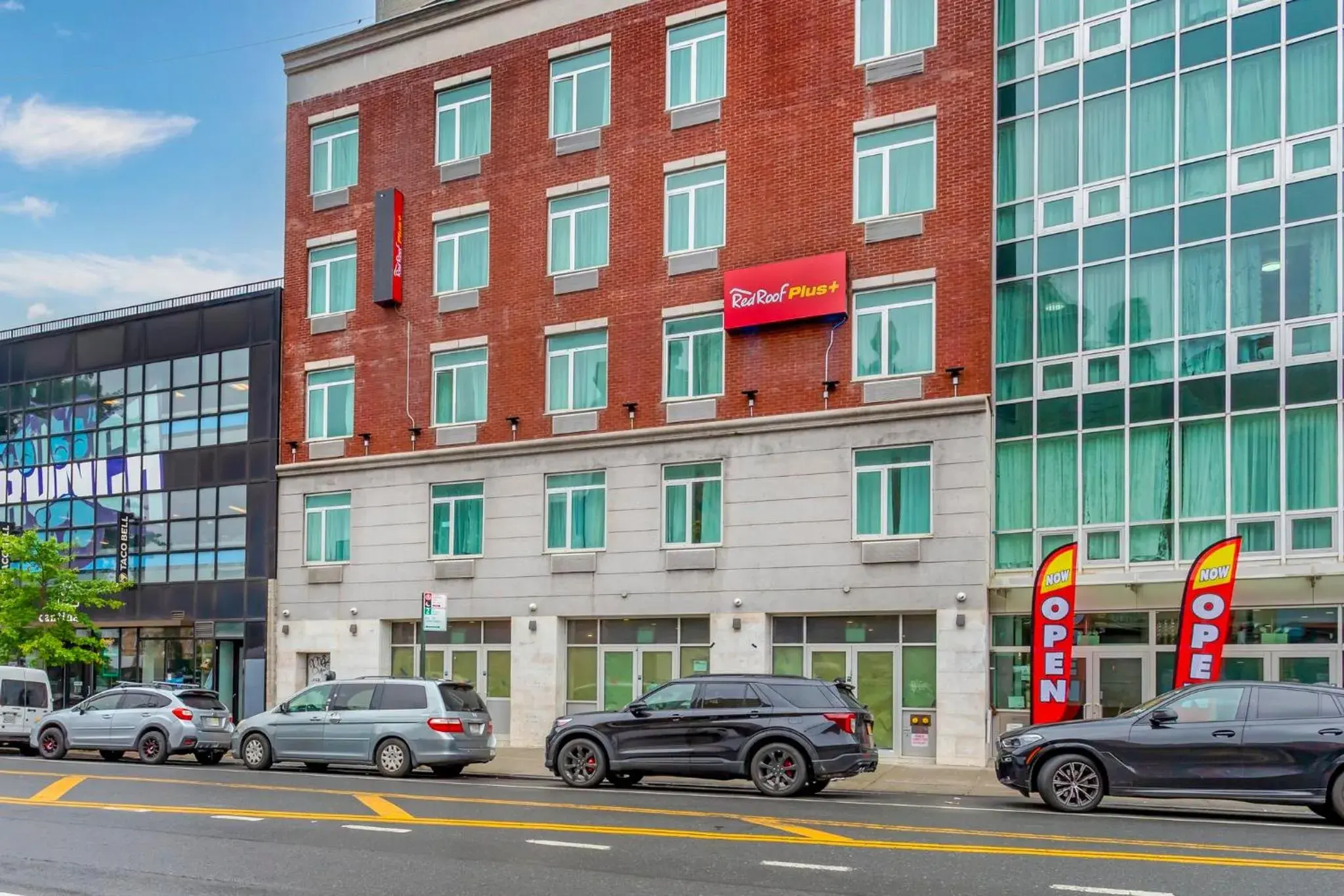 Property building in Red Roof PLUS Brooklyn - Flatbush Ave Property building in Red Roof PLUS Brooklyn - Flatbush Ave