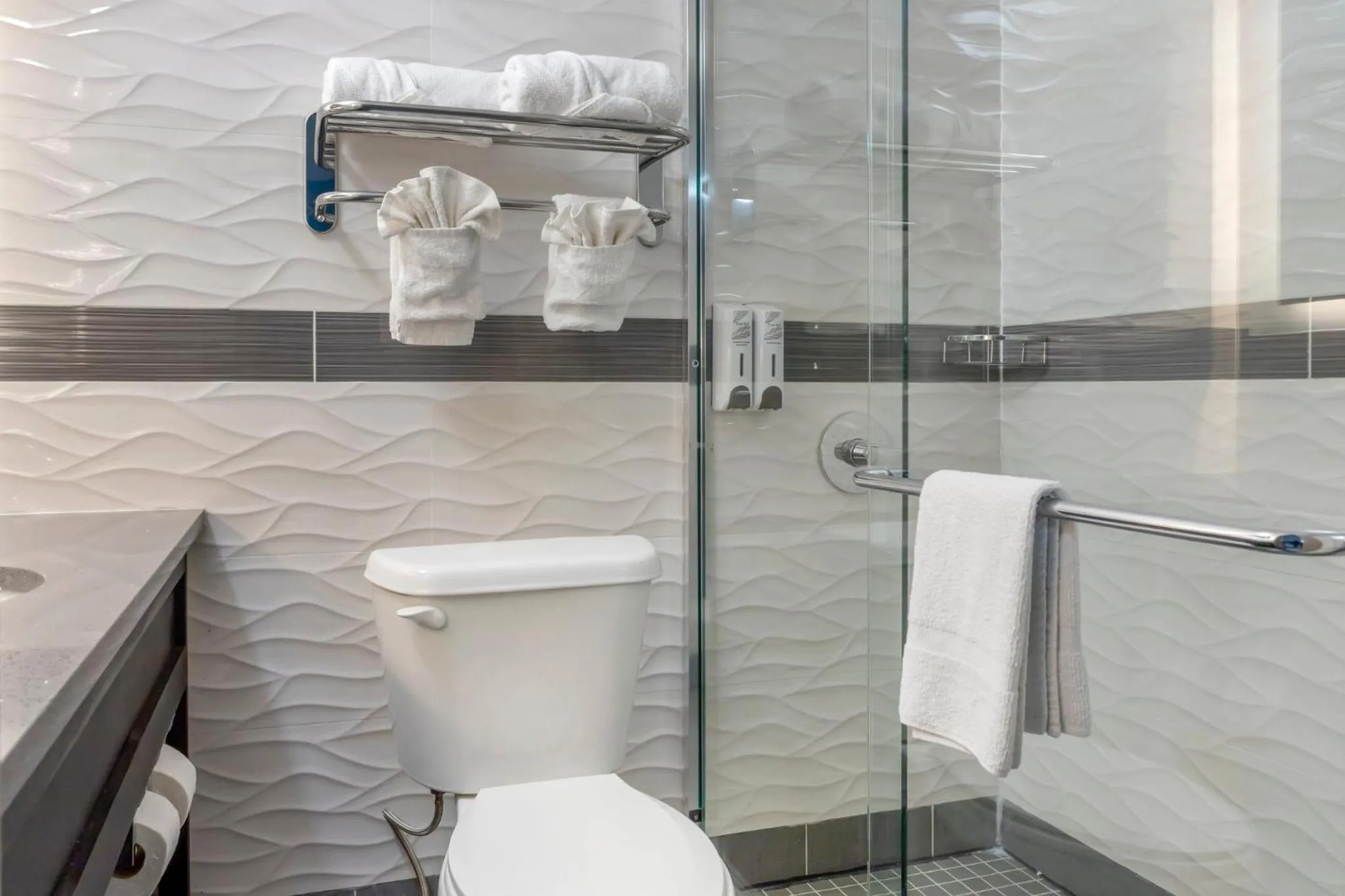 Bathroom in Red Roof PLUS Brooklyn - Flatbush Ave