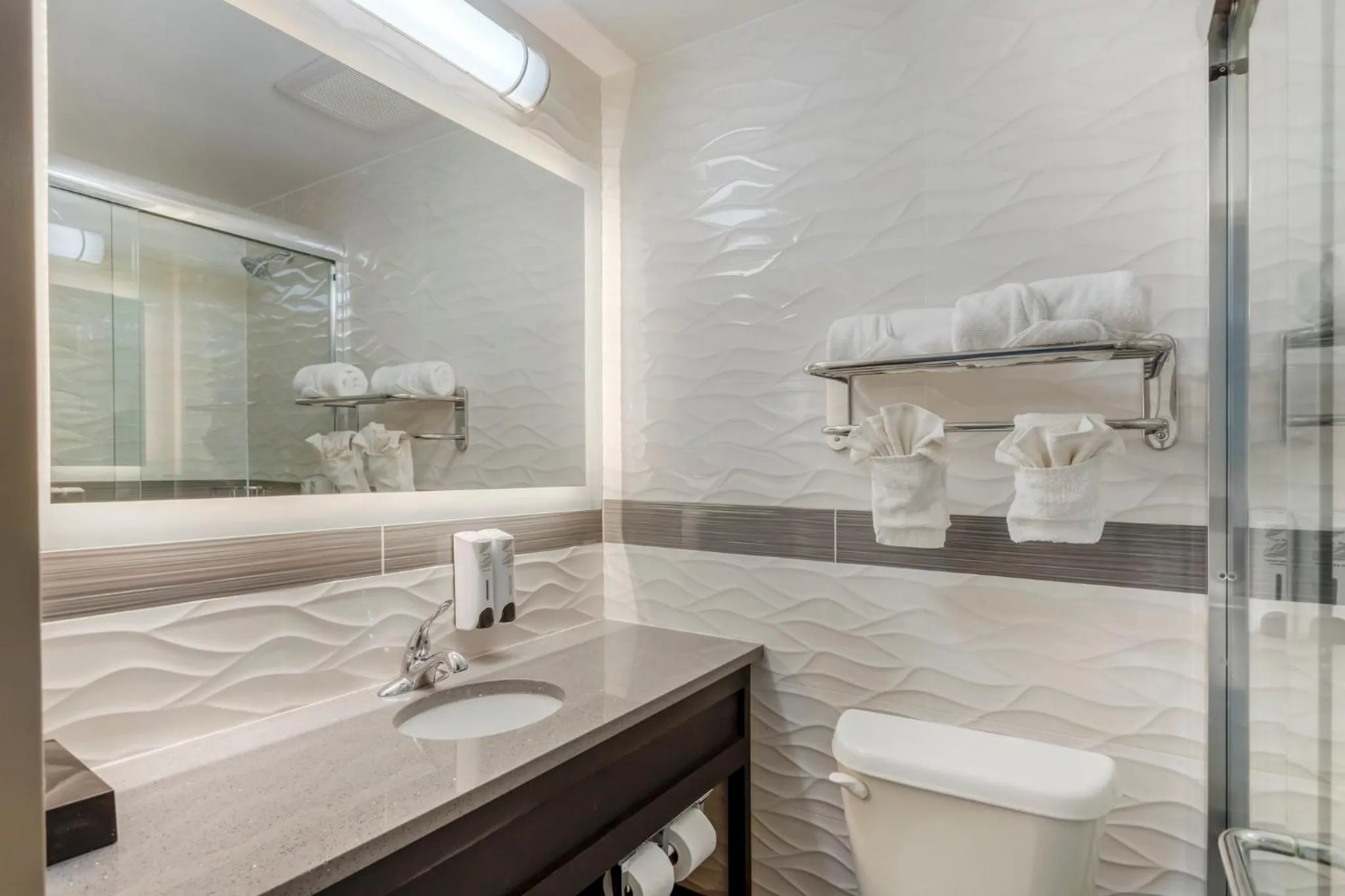 Bathroom in Red Roof PLUS Brooklyn - Flatbush Ave