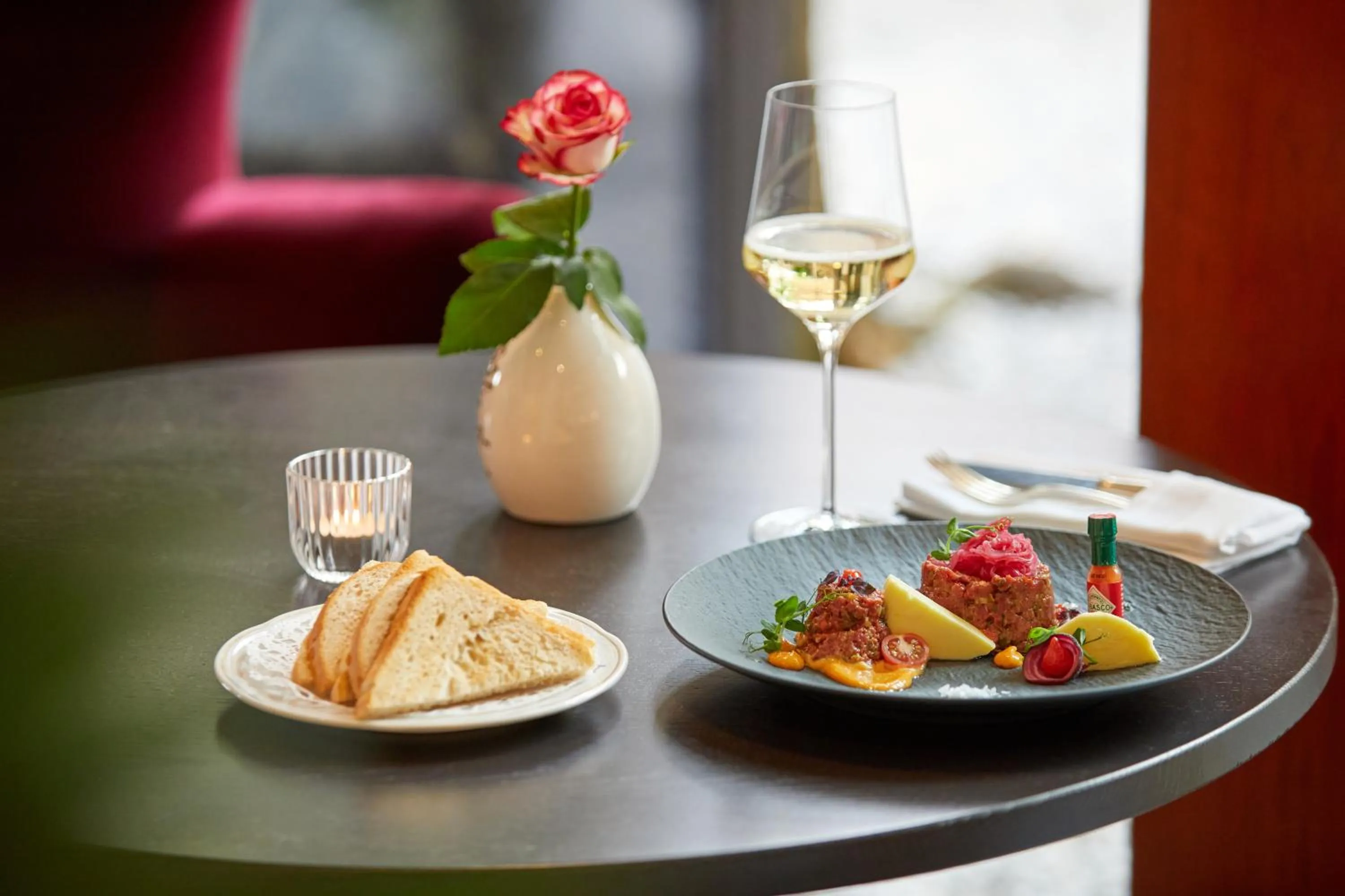 Restaurant/places to eat in Parkhotel Graz - Traditional Luxury