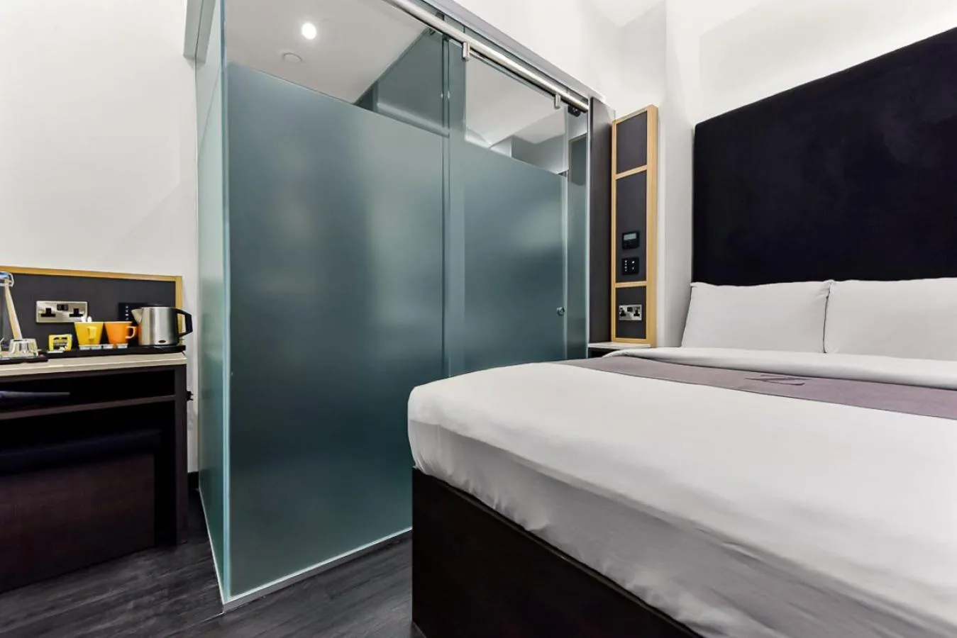 Bedroom, Bed in The Z Hotel Strand