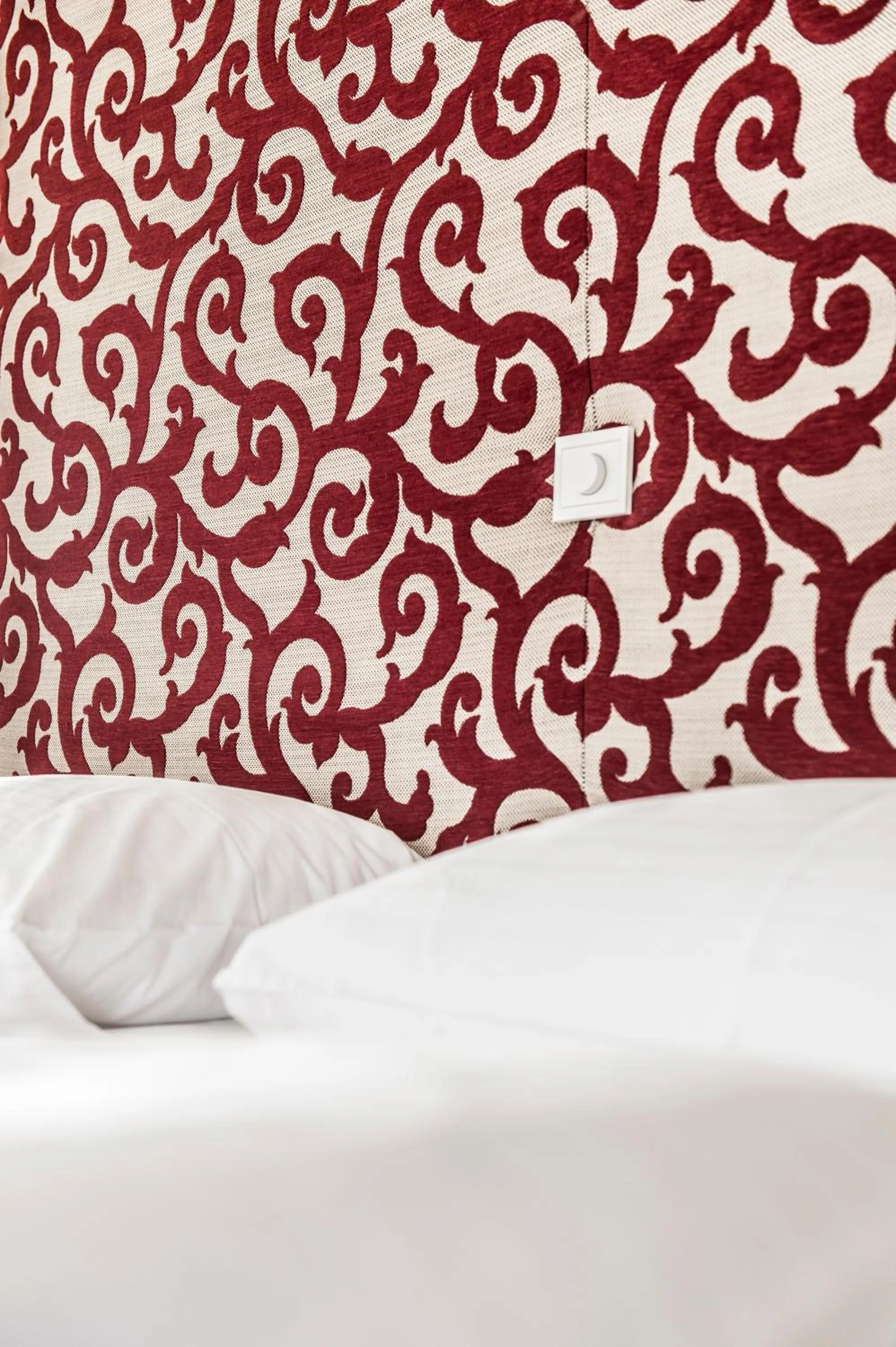 Bed in Hotel Weitzer Graz - Centre of Graz