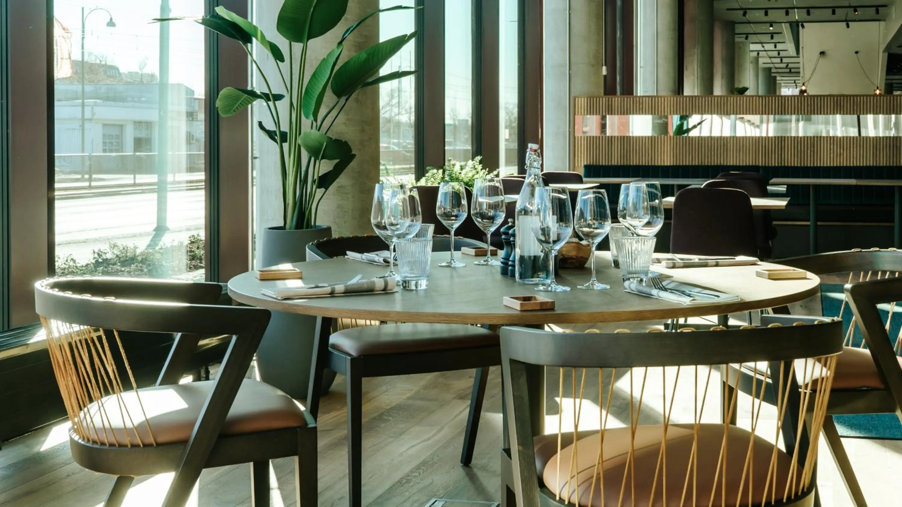 Restaurant/places to eat in Quality Hotel The Weaver