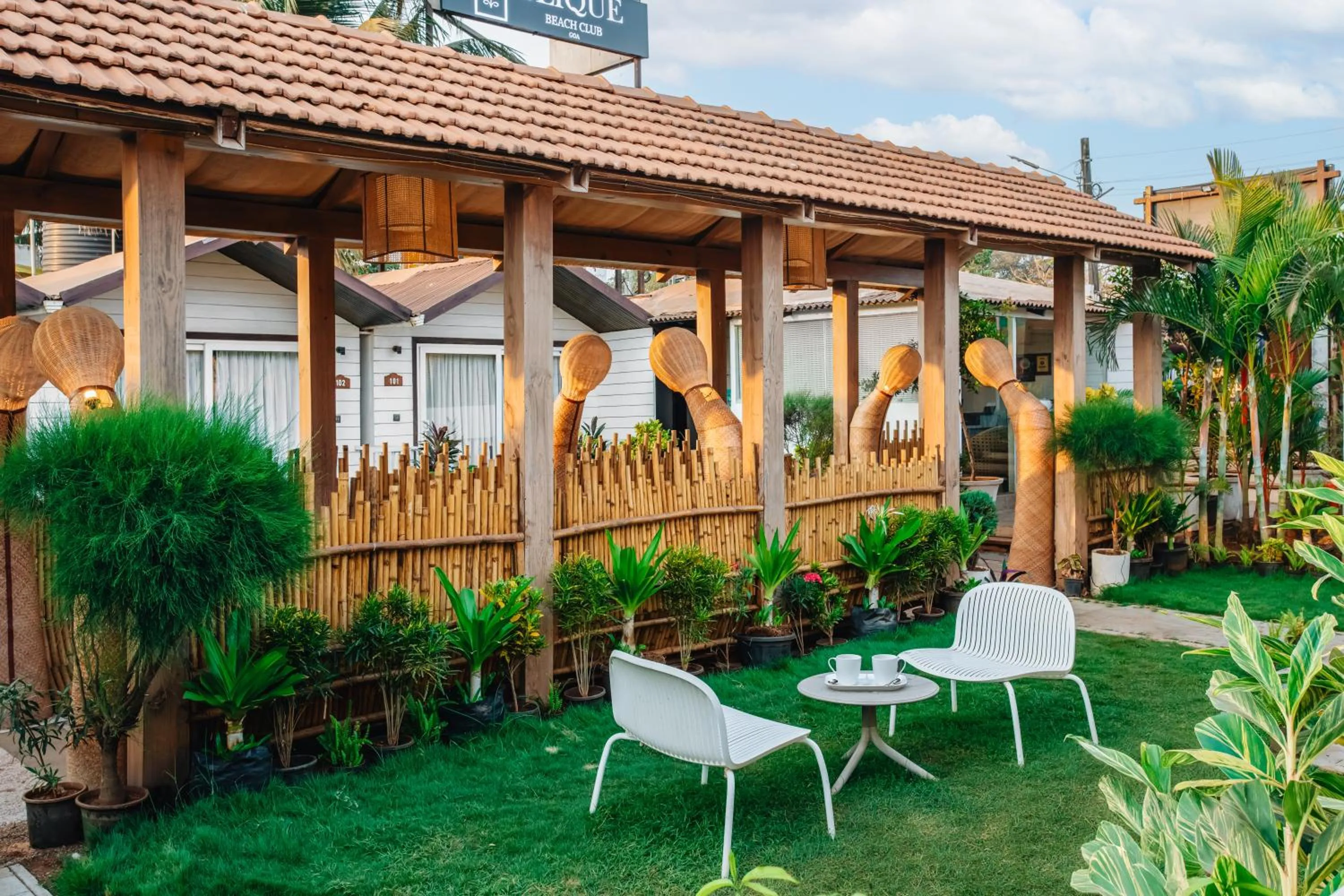 Garden in Stone Wood Beach Resort, Vagator