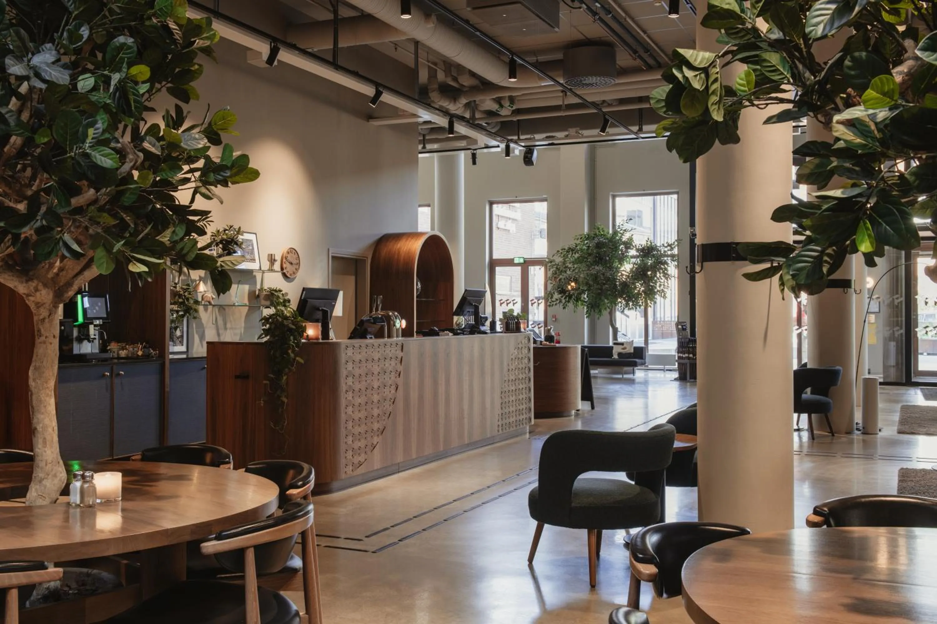 Living room in Home Hotel Tapetfabriken