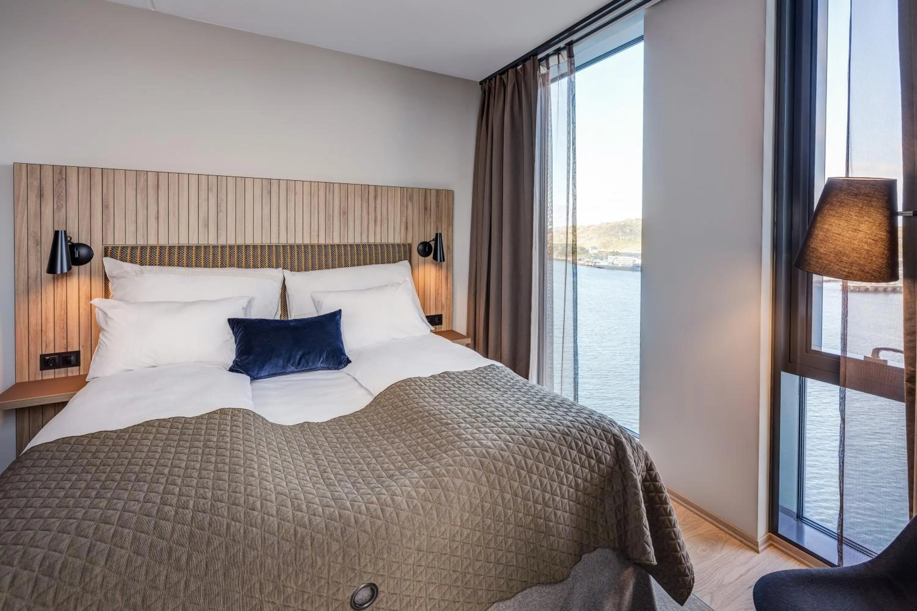 View (from property/room), Bed in Quality Hotel Ramsalt