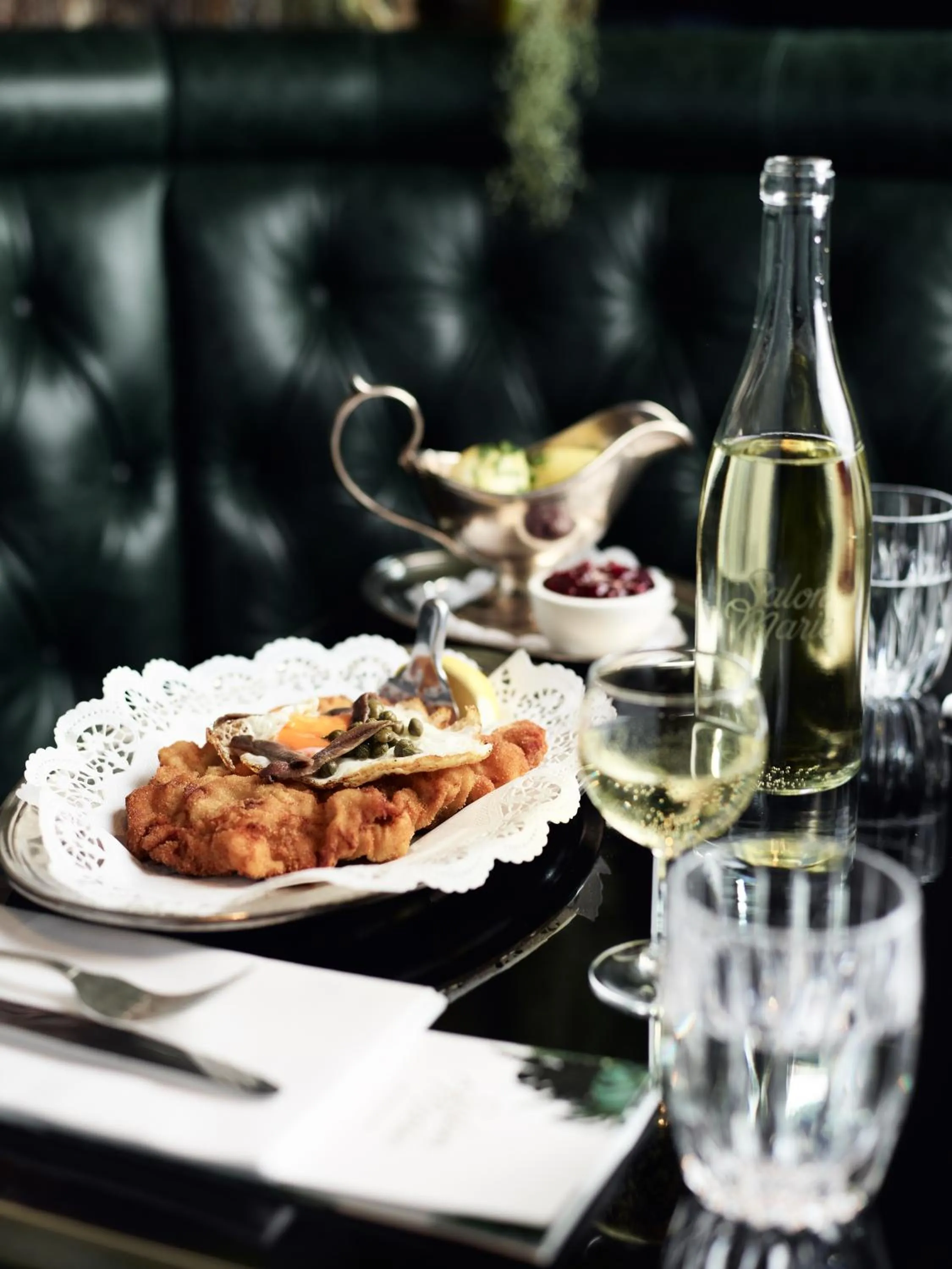 Restaurant/places to eat in Grand Hôtel Wiesler - Centre of Graz