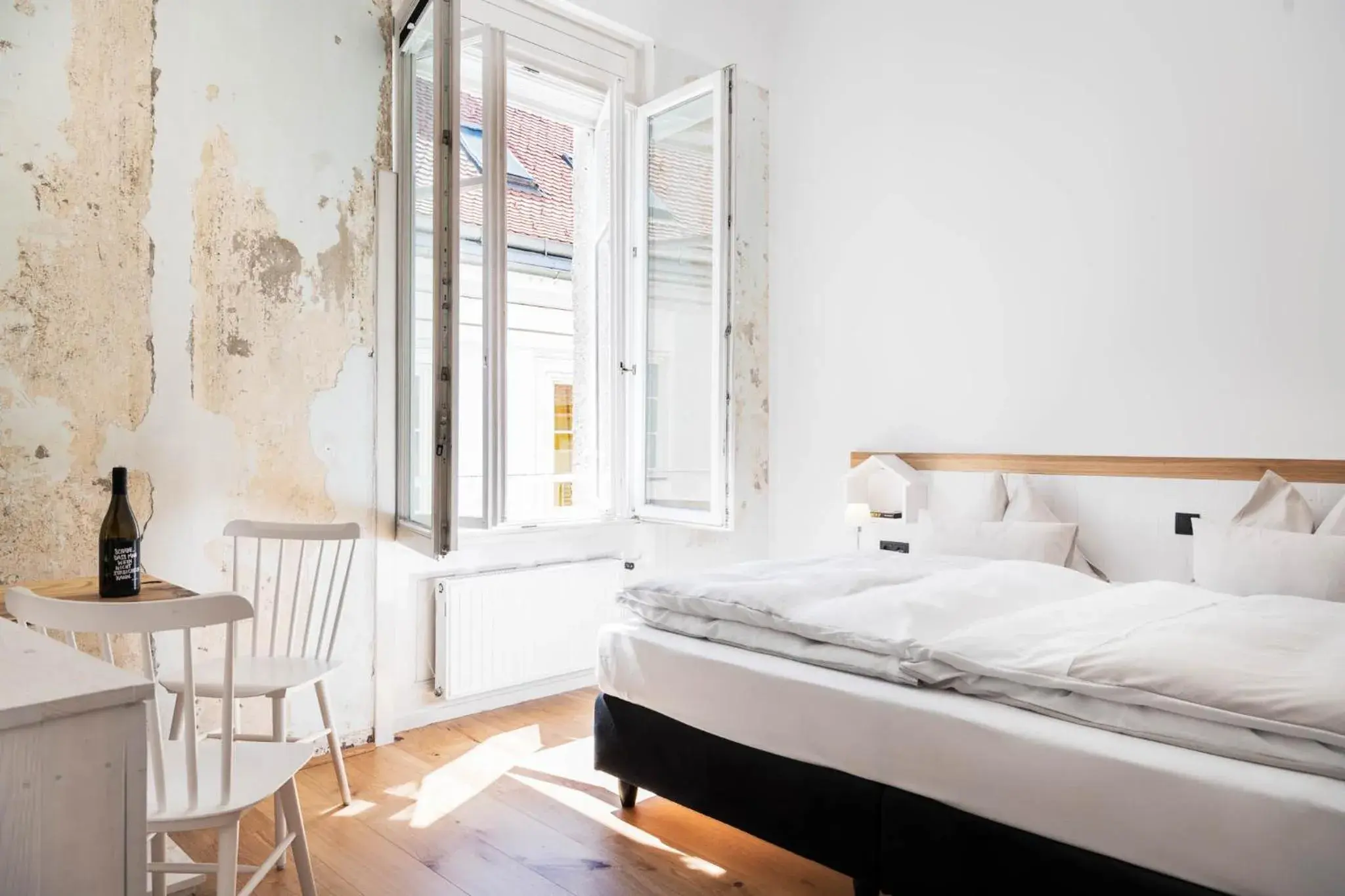 Independent room in Grand Hôtel Wiesler - Centre of Graz Independent room in Grand Hôtel Wiesler - Centre of Graz