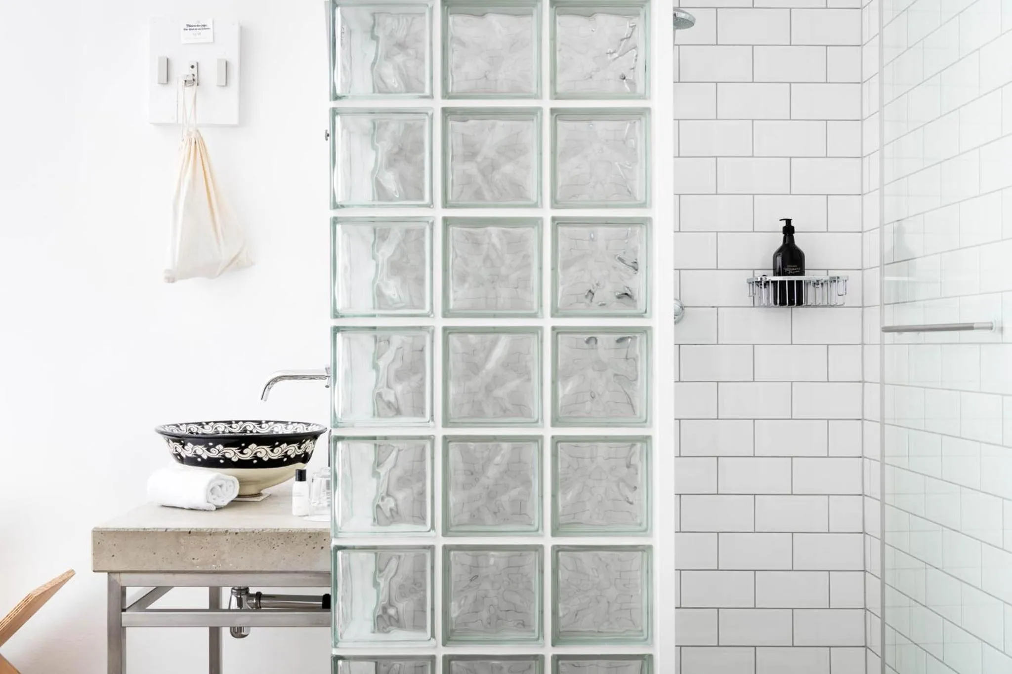 Shower in Grand Hôtel Wiesler - Centre of Graz